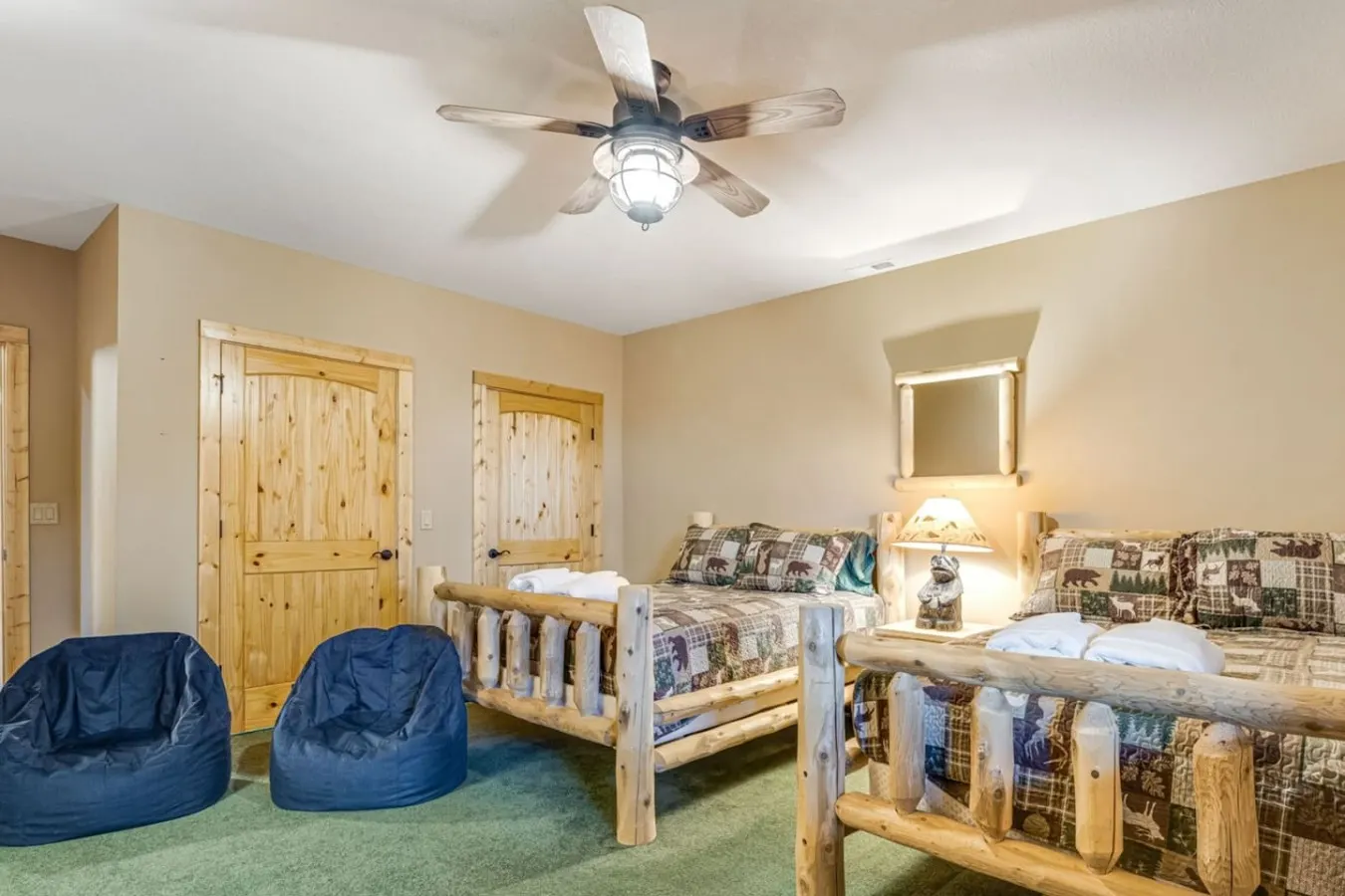 Mtn View Cabin Hot Tub, Pool Table & Fireplace 14