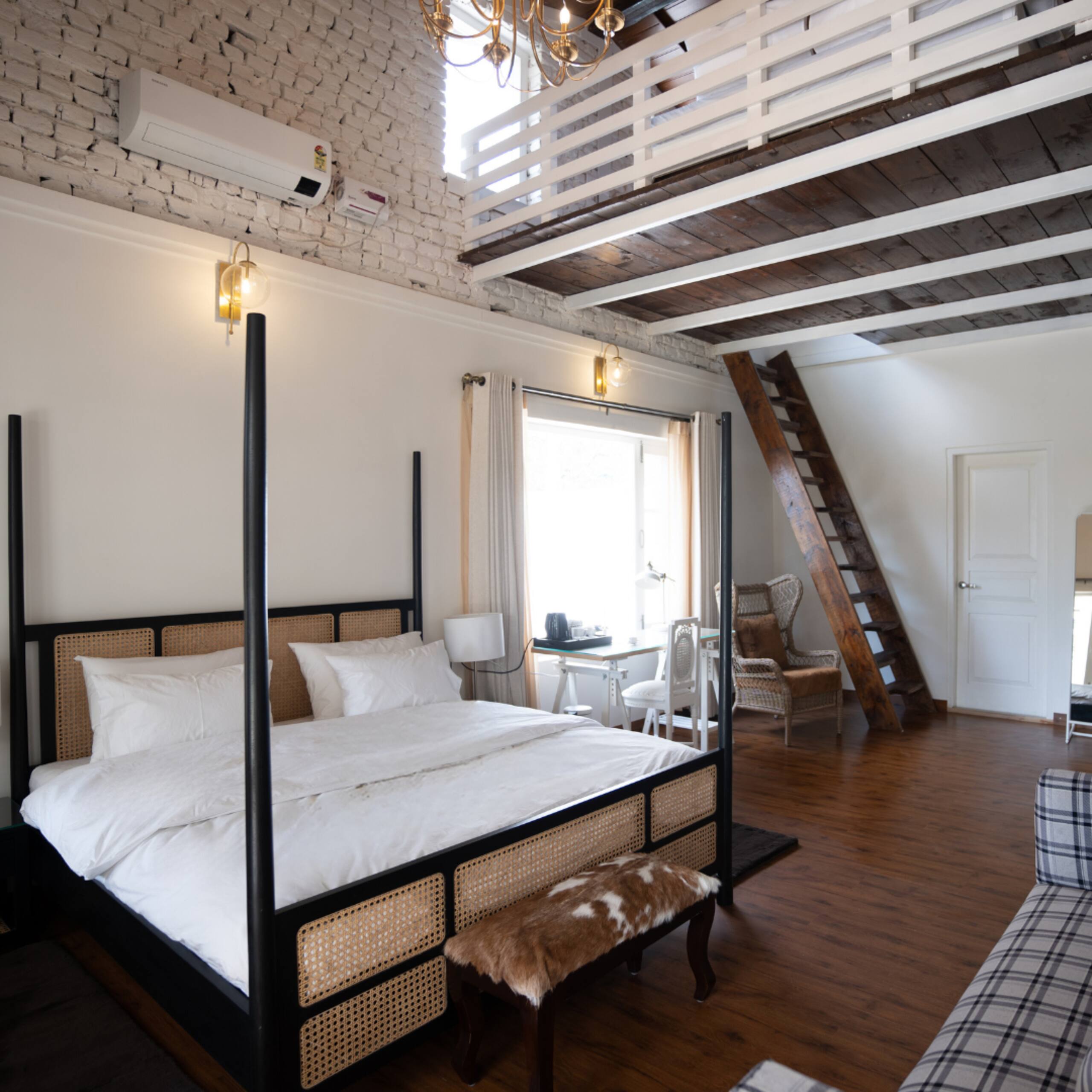Ekaa House 7