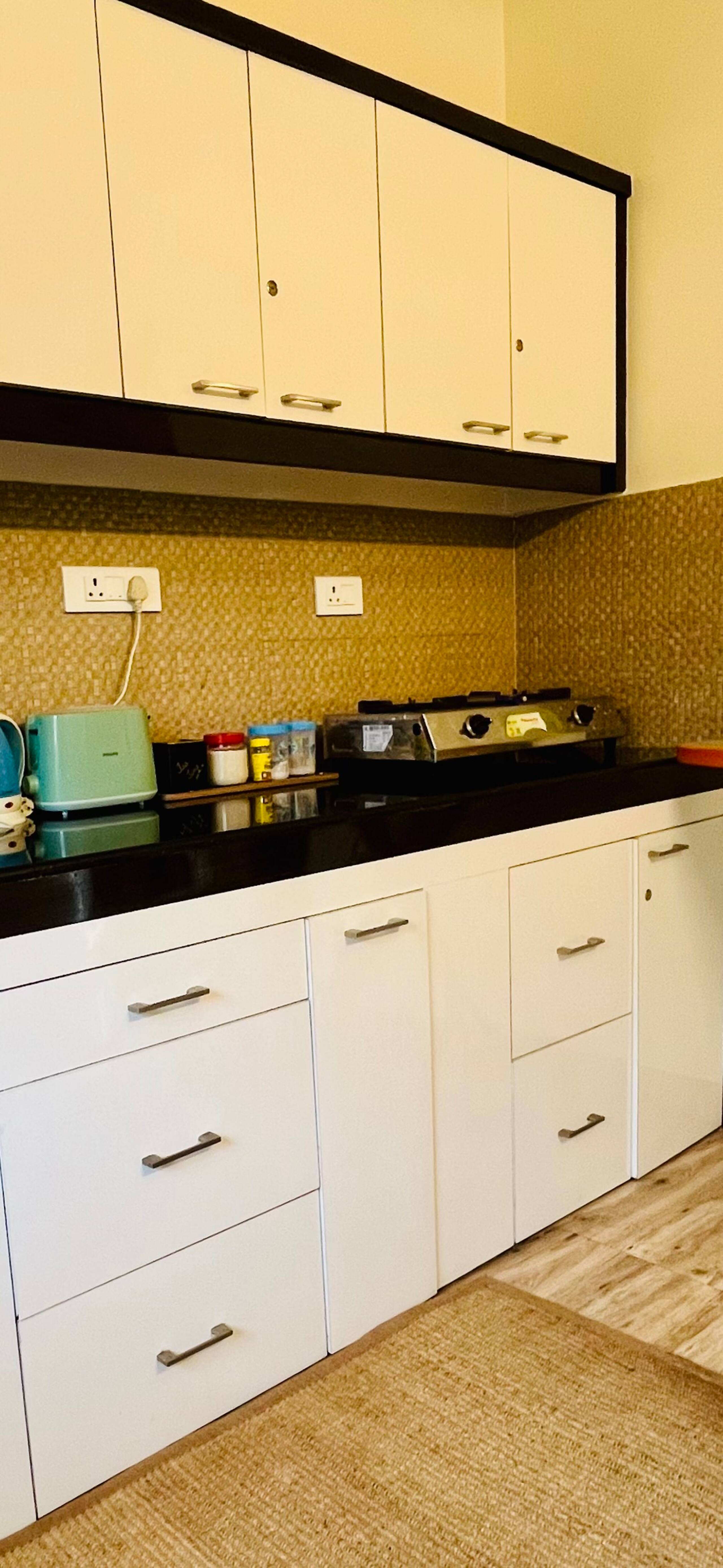 SunDarya Poolside 2BHK close to Beach WIFI Parking 18