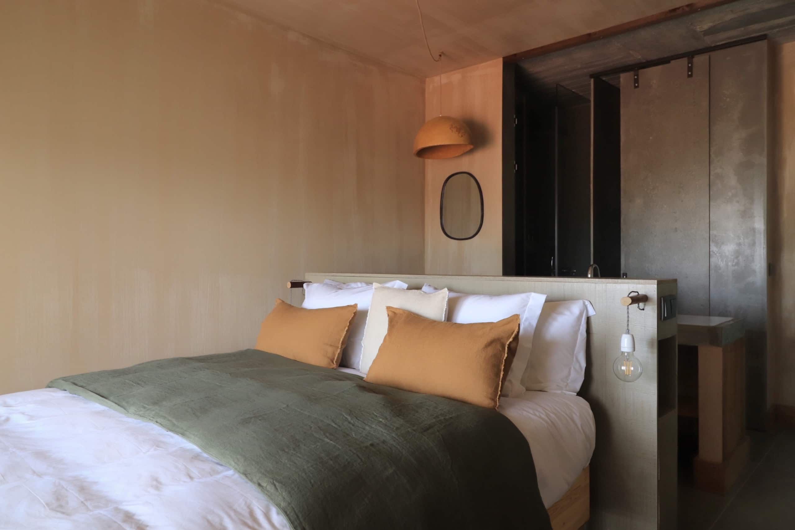 Boutique B&B-Double room w/Balcony, BKF,500m Ocean 23