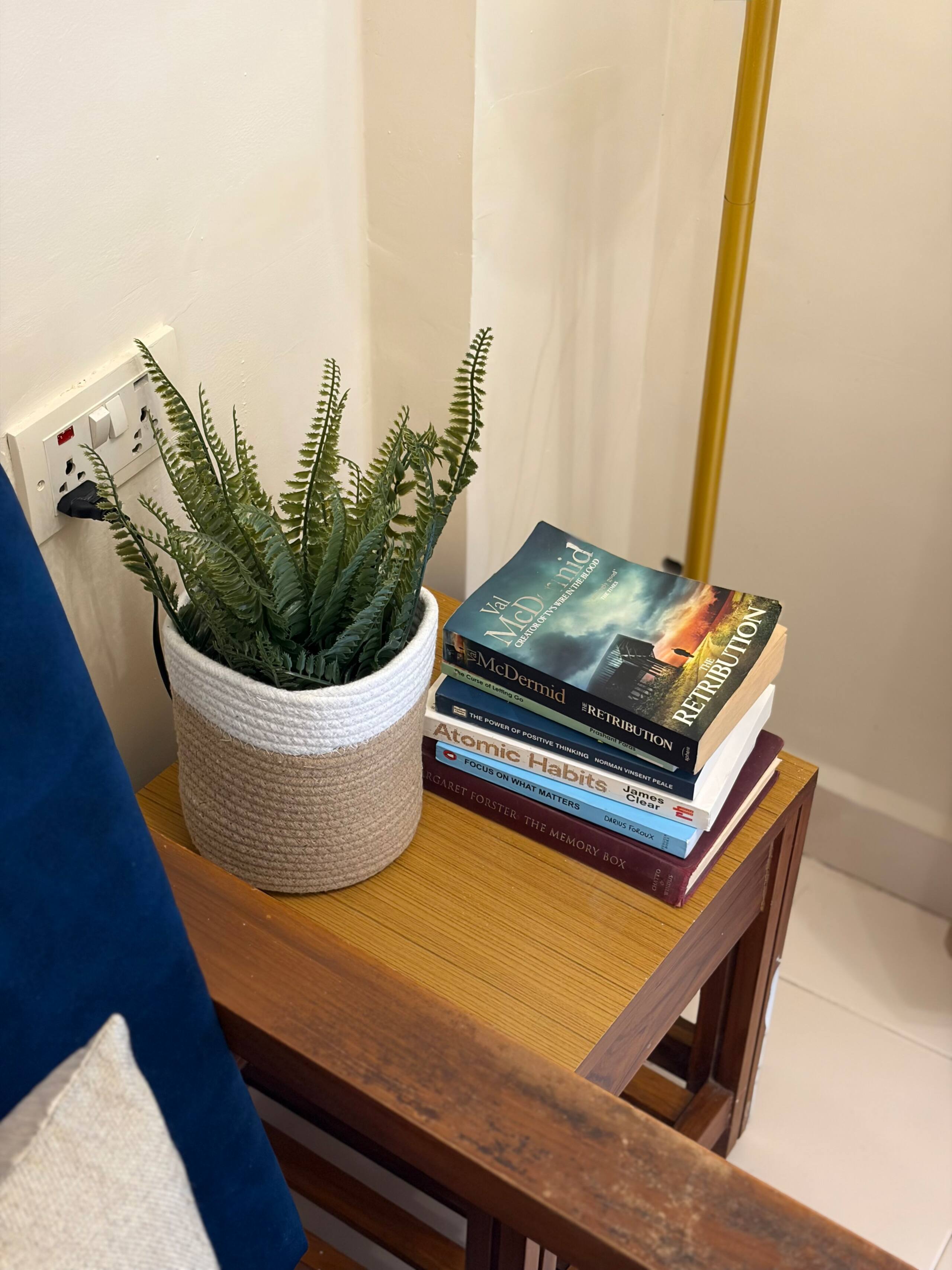 Sands & Sapphire| Cozy 1BHK, Pool view Apt. 13