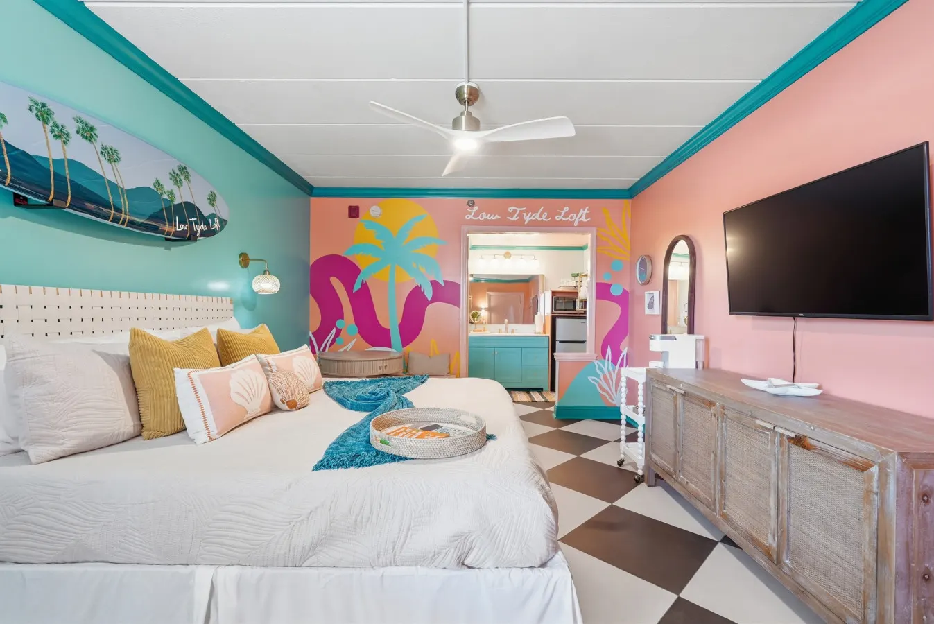 Low Tyde Loft at the Sea & Breeze 14