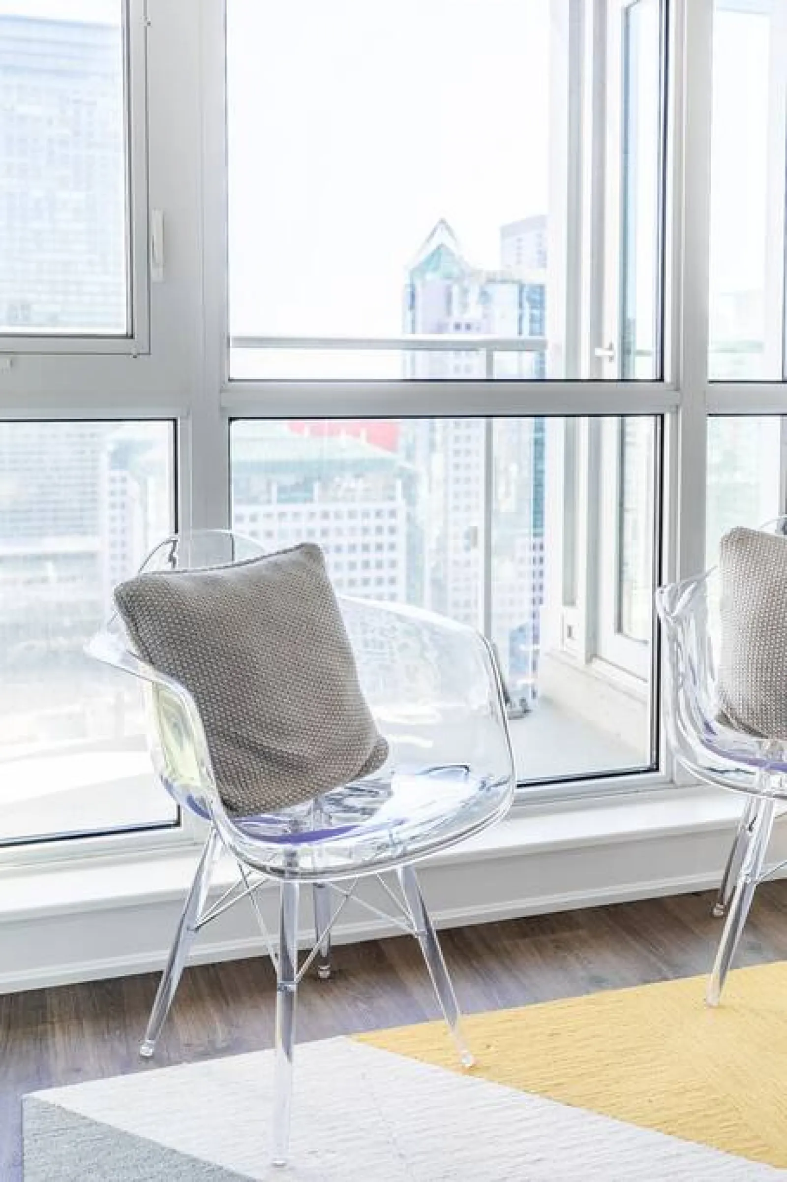 Upscale 1BR Home Incredible Views Free Parking 19