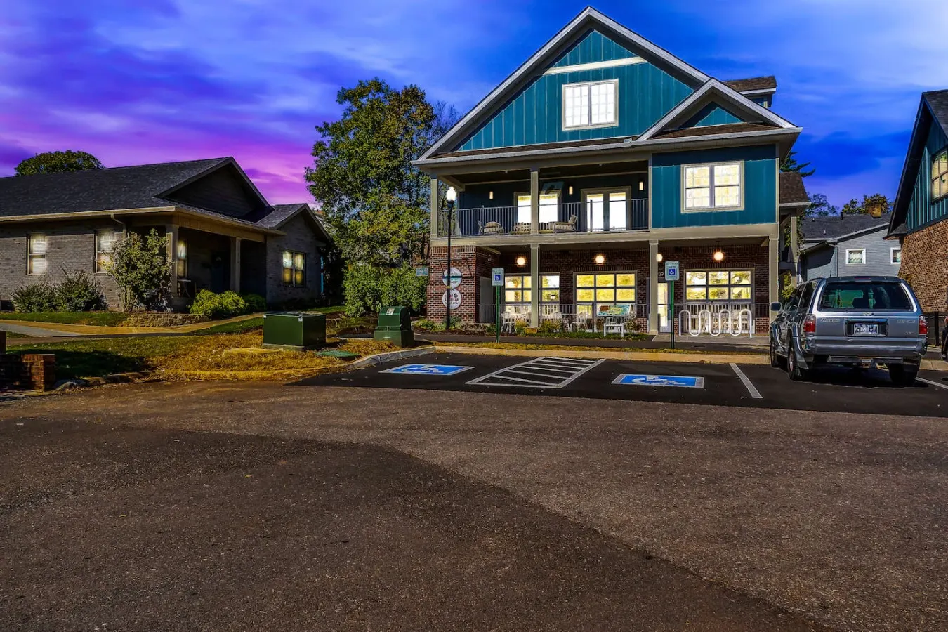 Smoky Mountain Gateway | 2 Kings | Balcony — photo 3