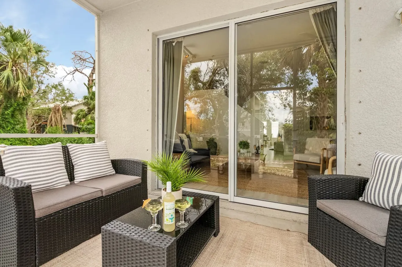 Hideaway at Hidden Palms Cove