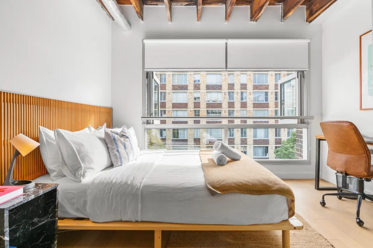 Quirky Loft by Sydney Dreams 11