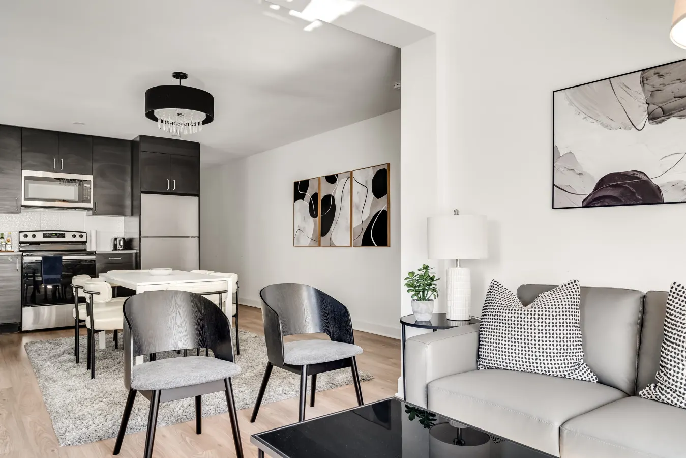 Cozy 3BR Monthly Stays Quiet East Ottawa