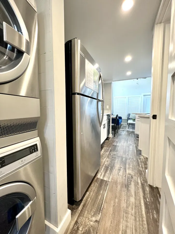 The Lakeview House - Pet friendly Lakeside Tiny Home in Clermont 14