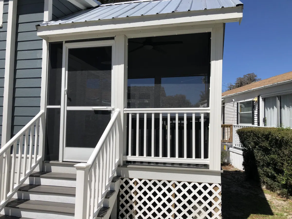 The Lakeview House - Pet friendly Lakeside Tiny Home in Clermont 4