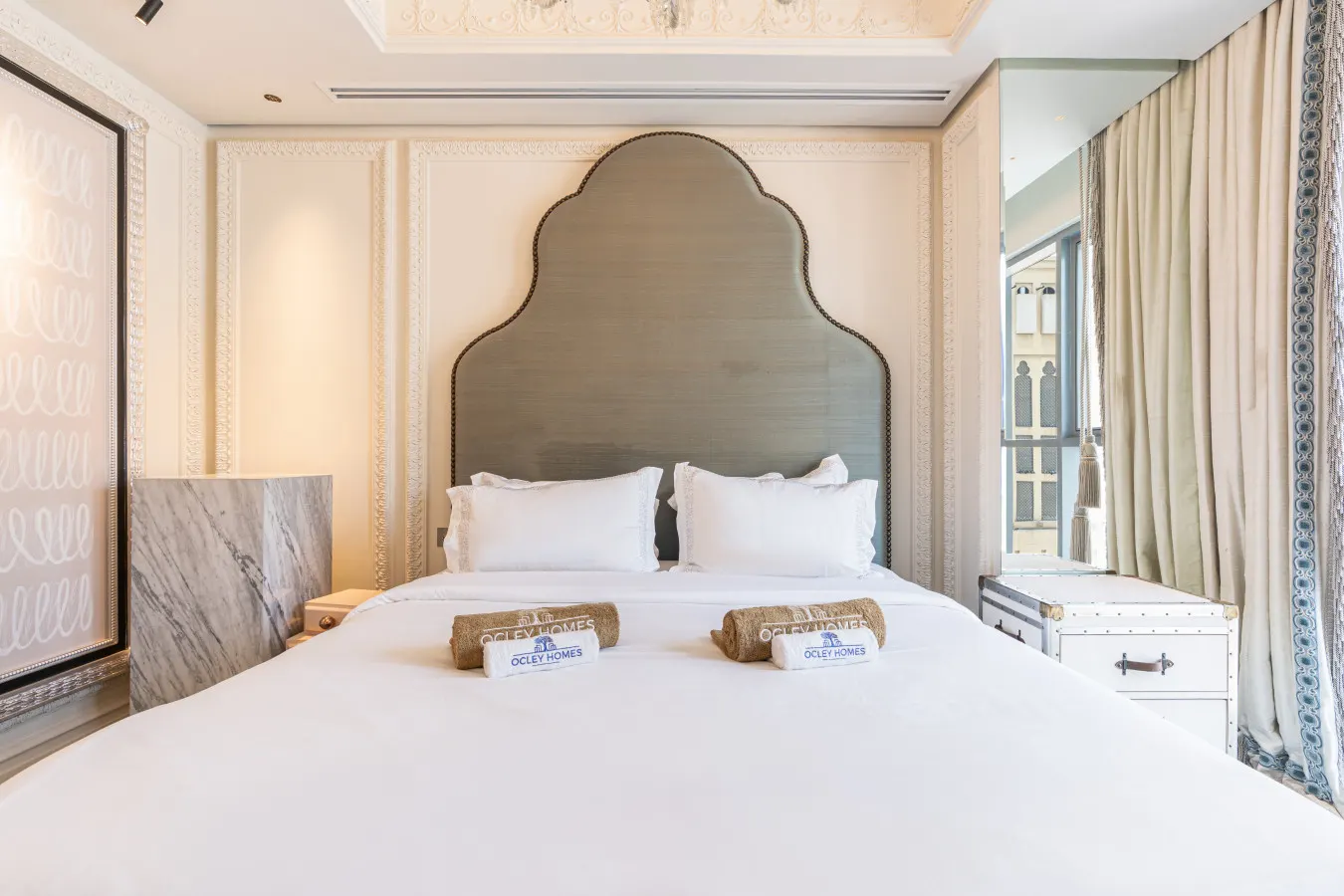 Chic Central Downtown Home w/ Burj View 19