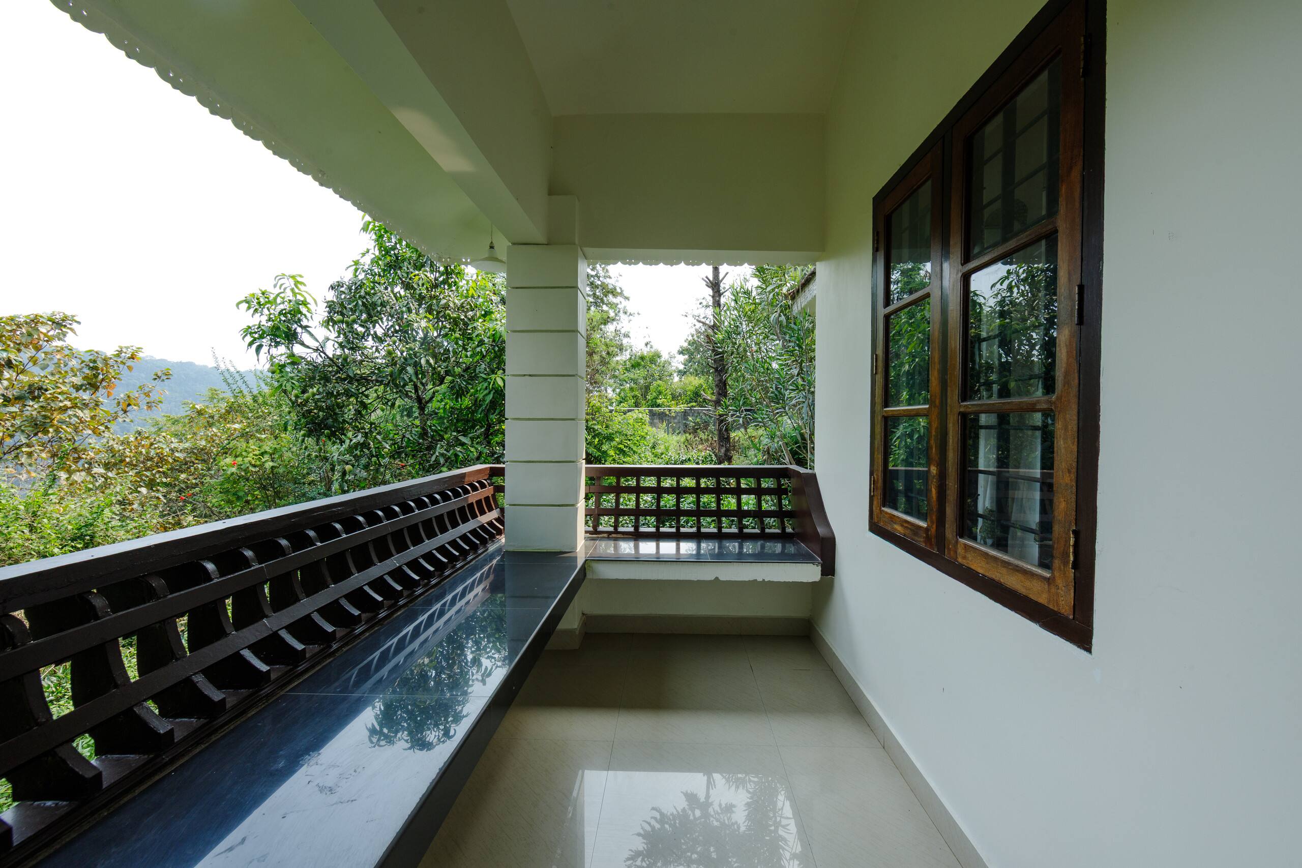Family stay in Bisonvalley, Munnar 31