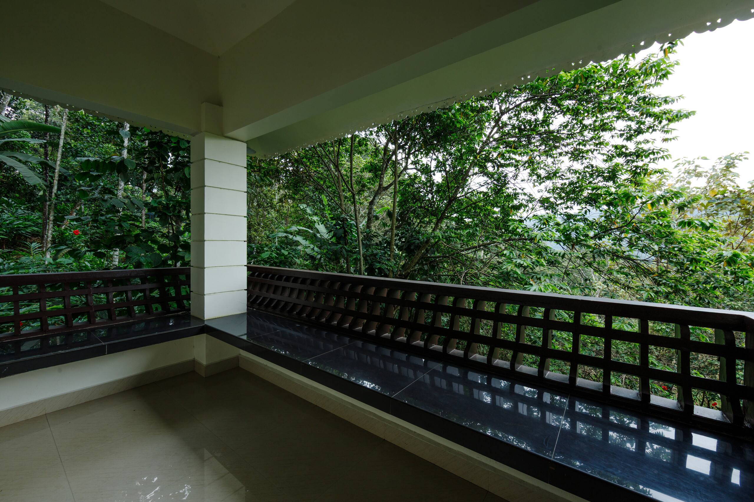 Family stay in Bisonvalley, Munnar 34