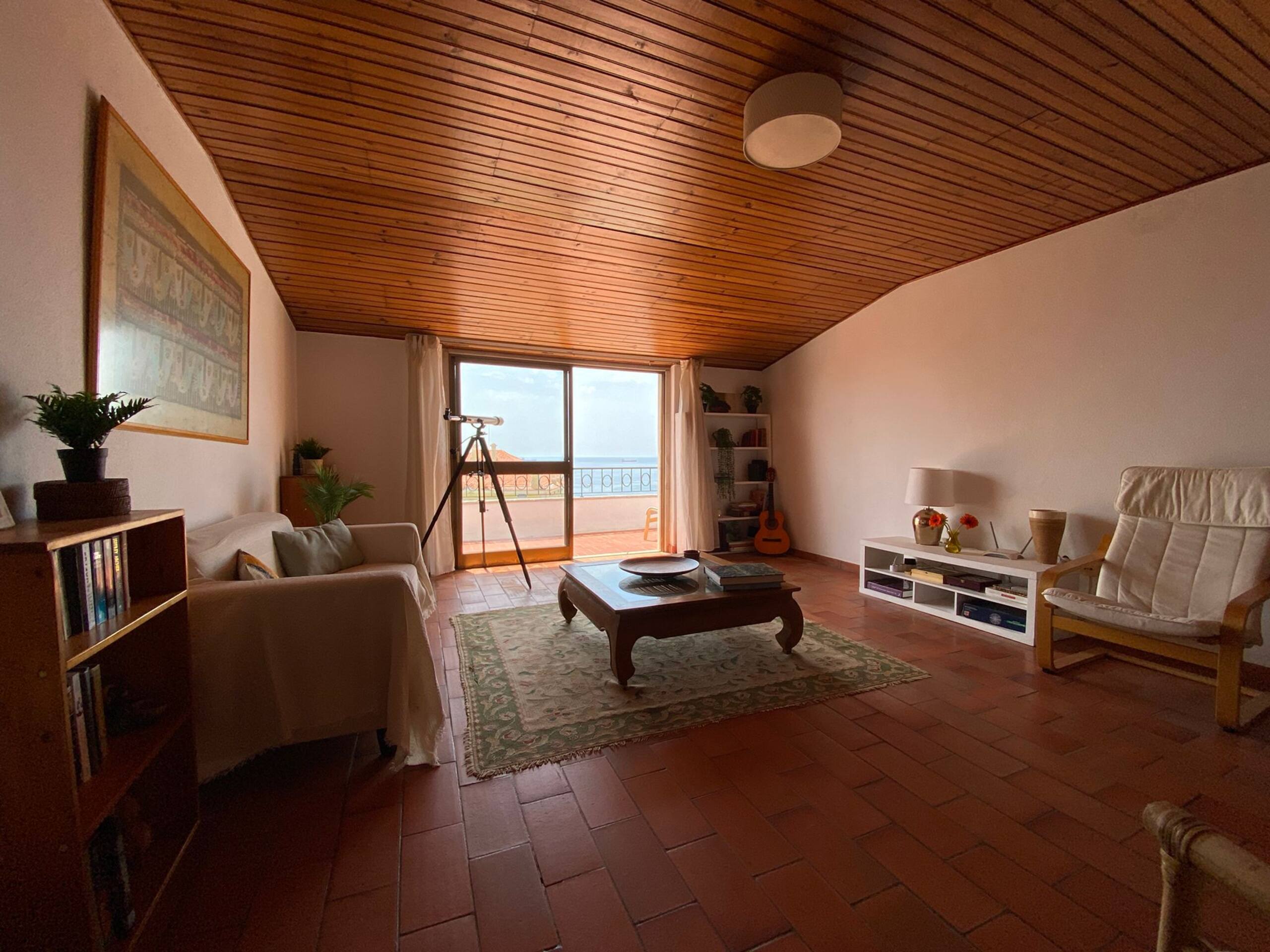 Ocean Breeze Hideaway in Cascais 4