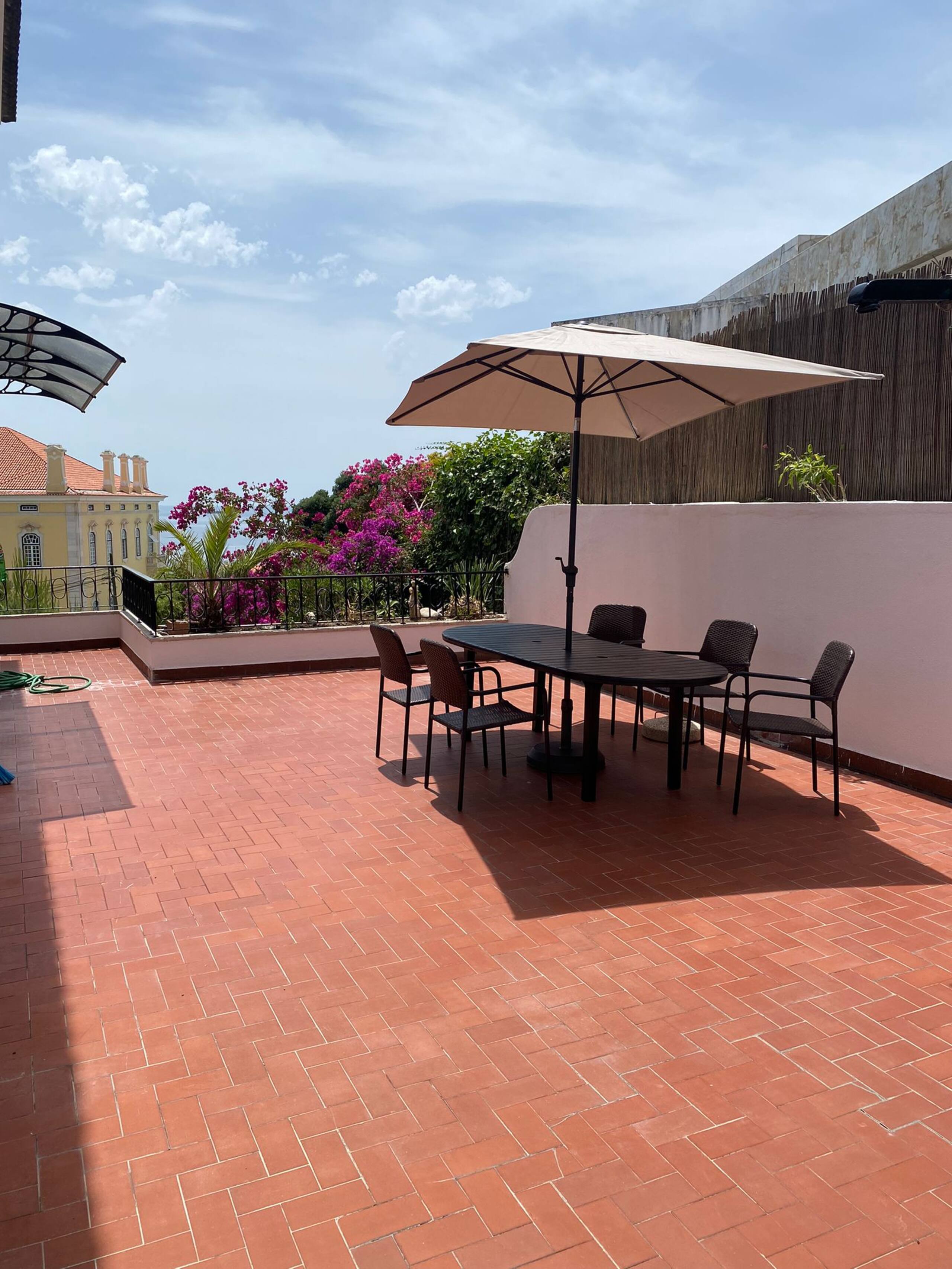 Ocean Breeze Hideaway in Cascais 7