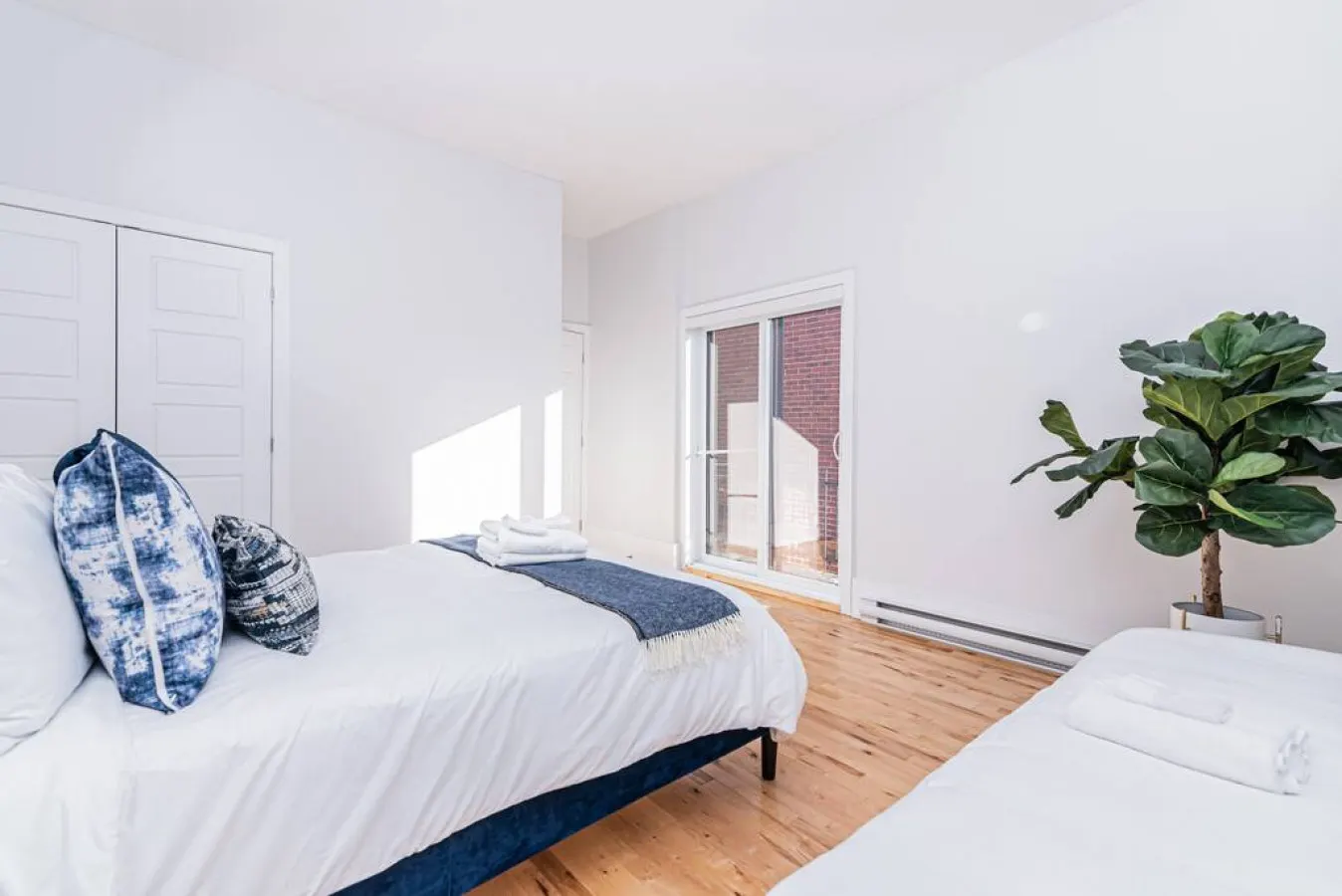 Plateau - Welcoming and Homey unit near Mount Royal - Unit 4092A 16
