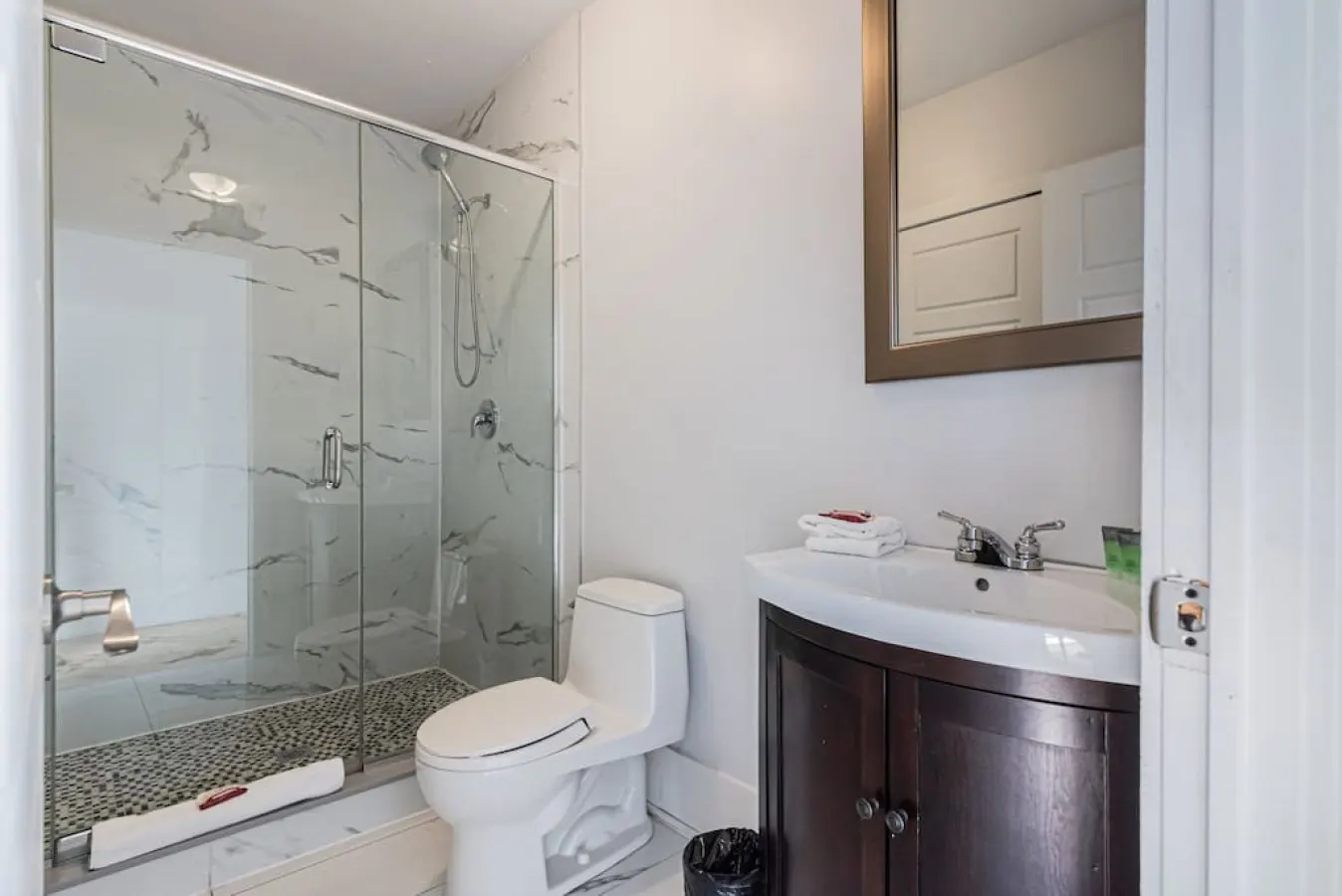 Plateau - Welcoming and Homey unit near Mount Royal - Unit 4092A 17