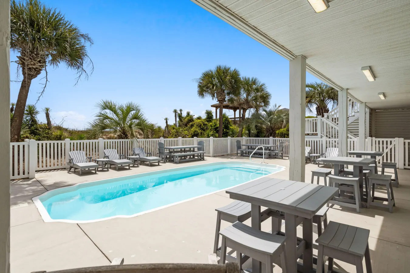 NEW LISTING - Fifty East First 6