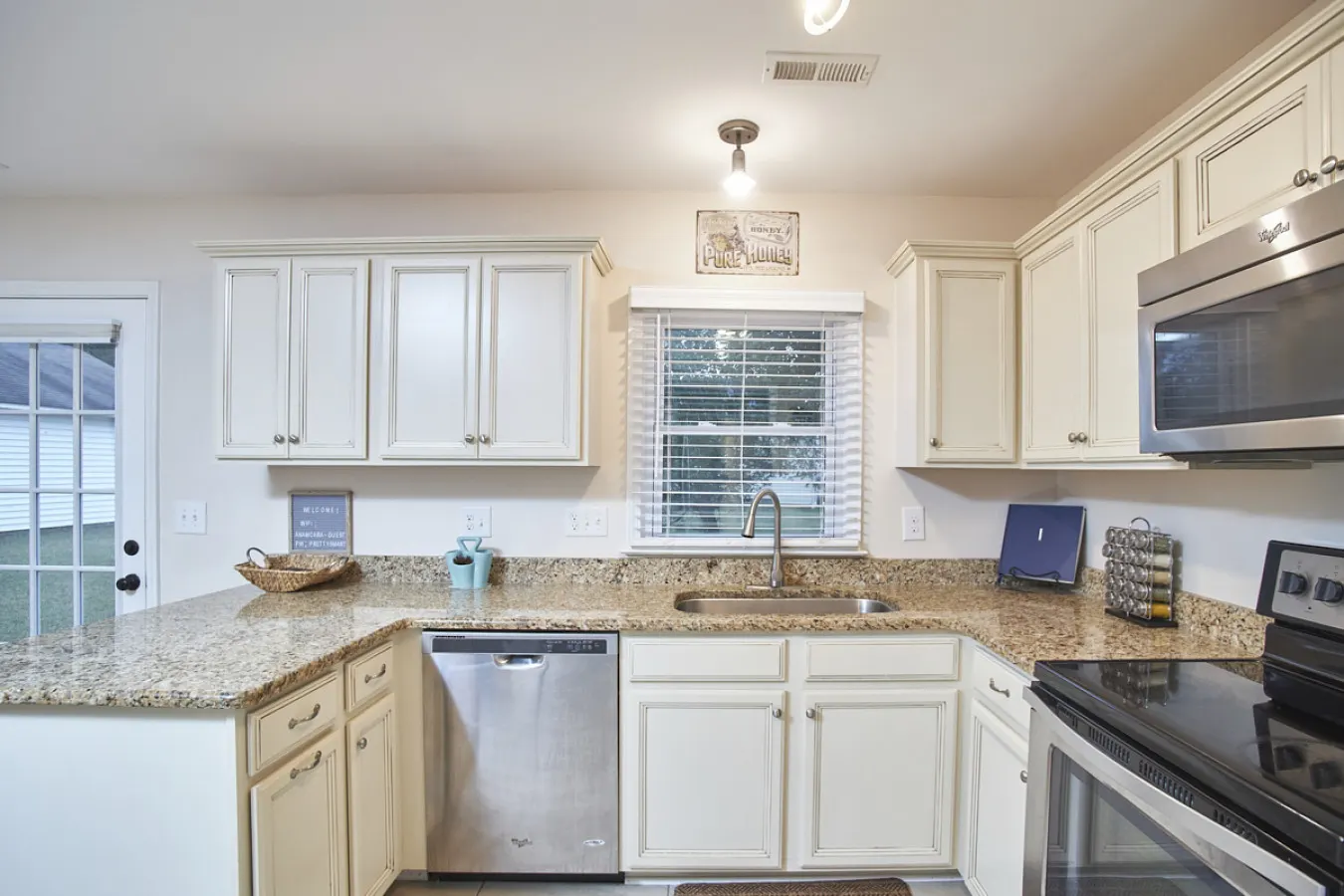 The Anam Cara Cottage 11