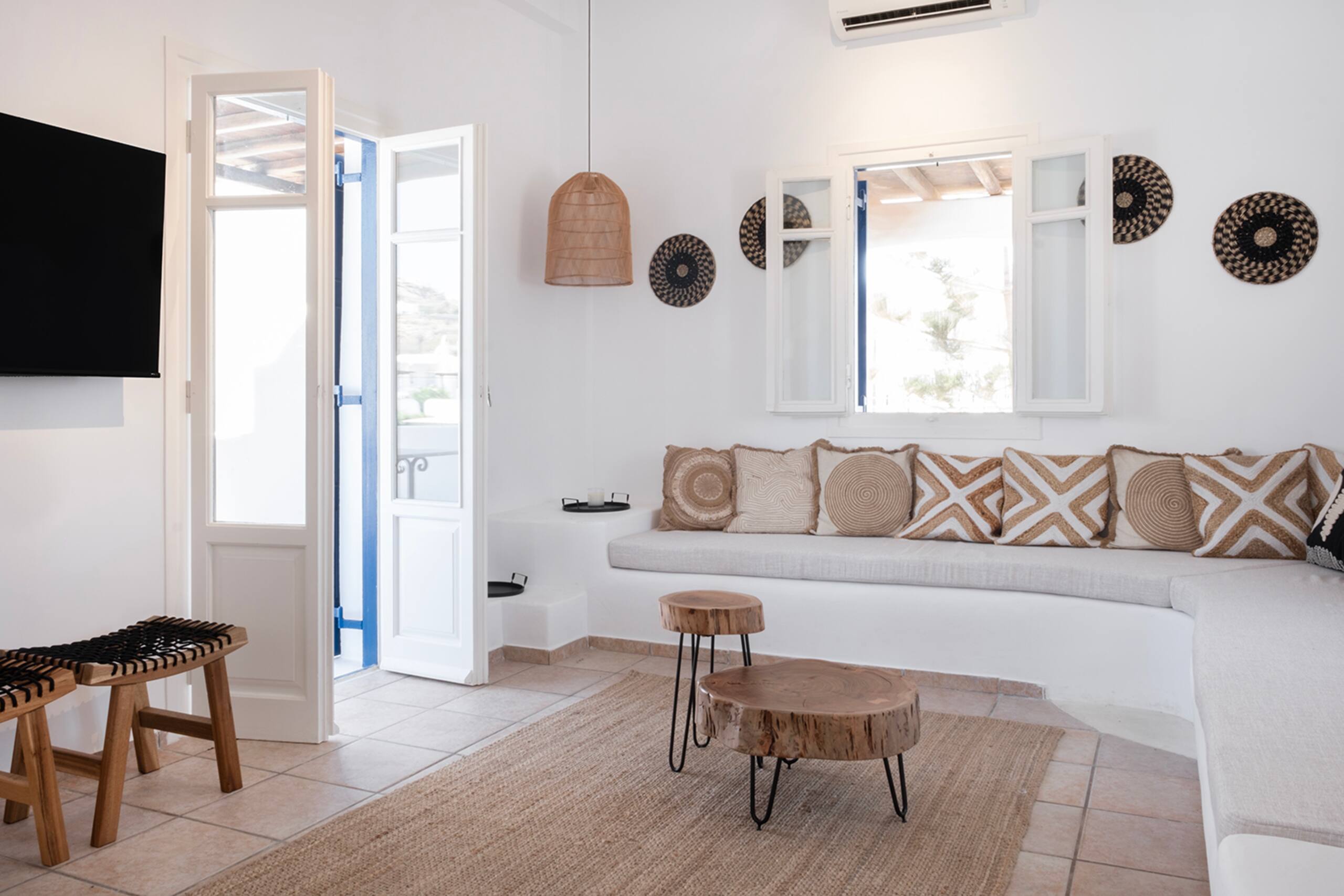Mykonian Style Pool House 9 10