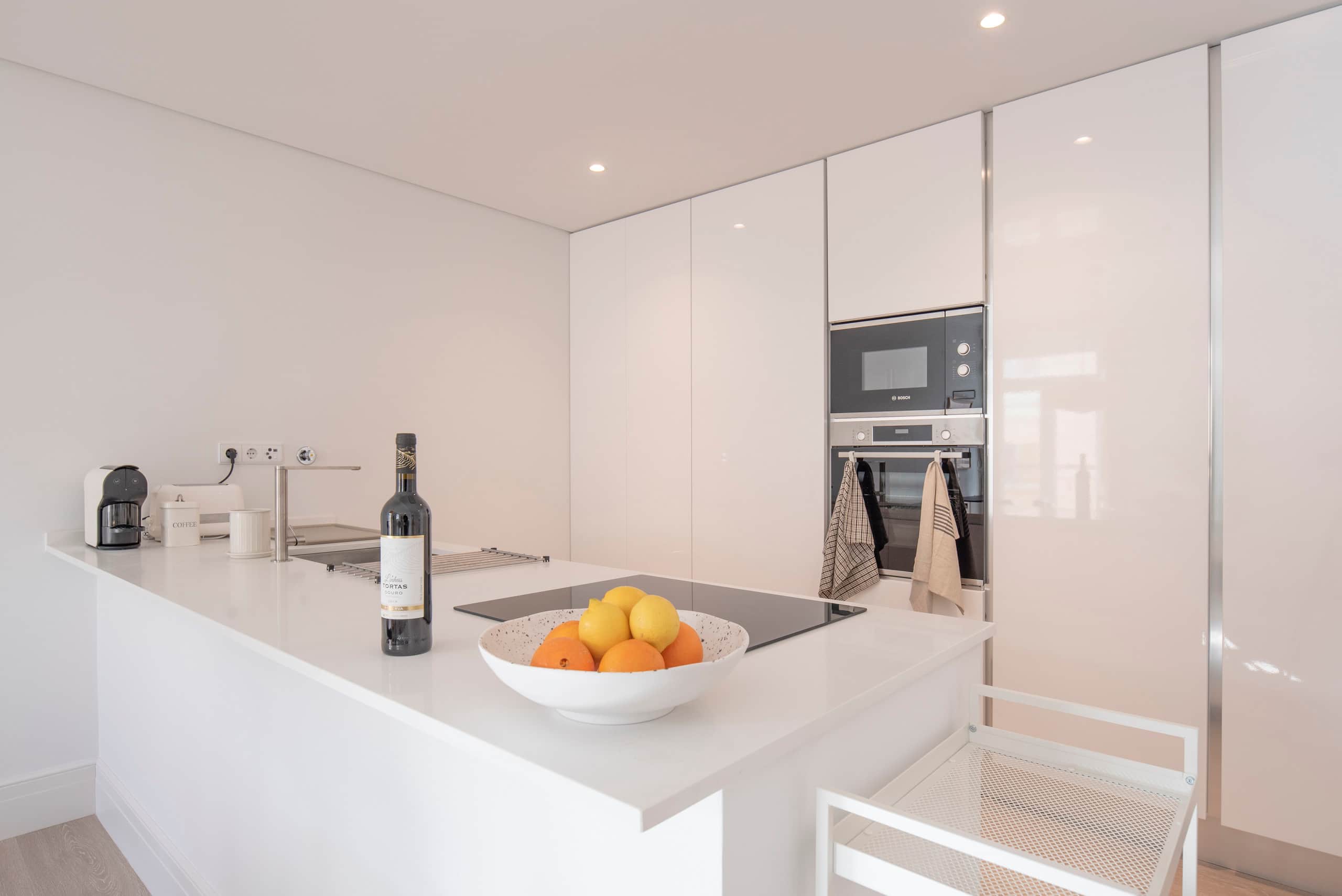 Charming Apartment in Private Condominium w/Pool 2 9