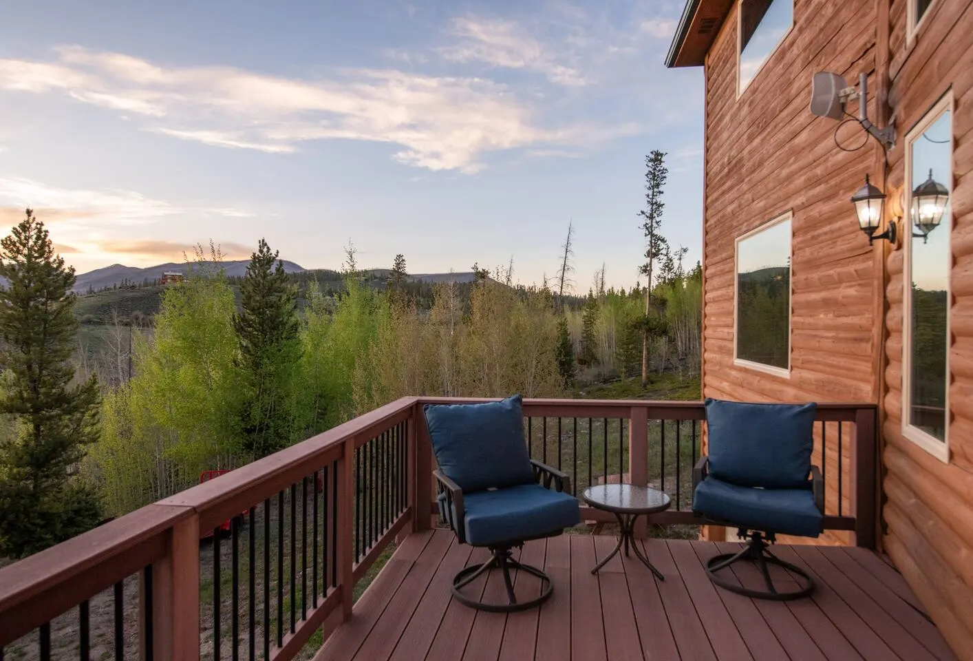 Private 5-Acre Winter Retreat Fireplace 16