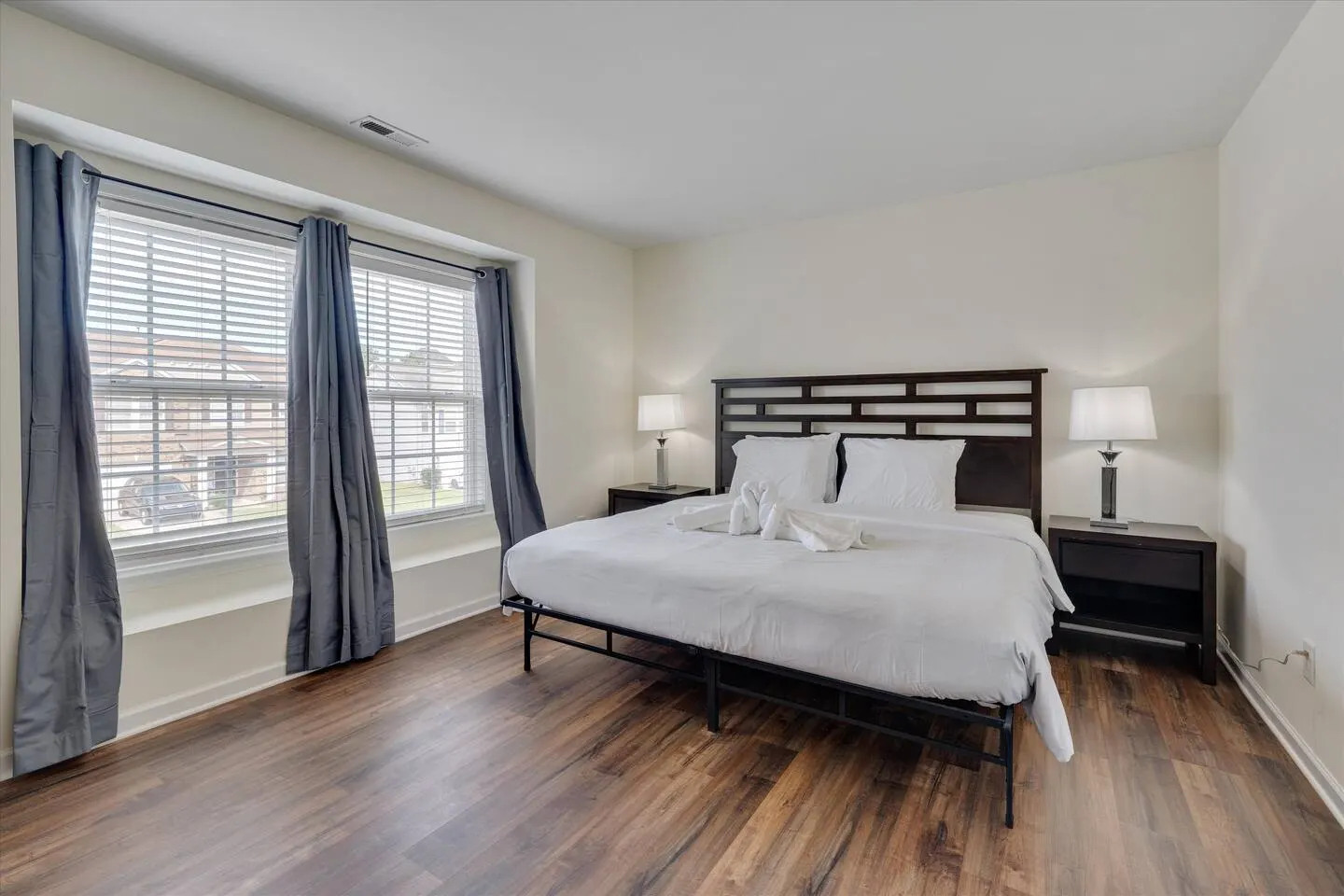 The MacDaddy 3BR 2.5BA - Raleigh 5