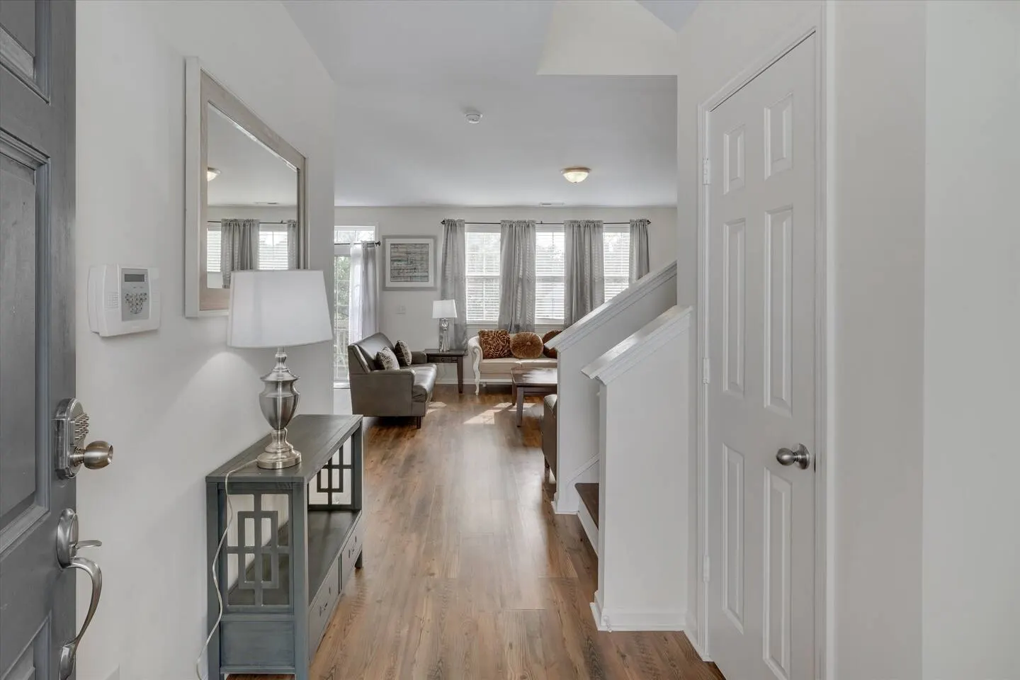 The MacDaddy 3BR 2.5BA - Raleigh 6