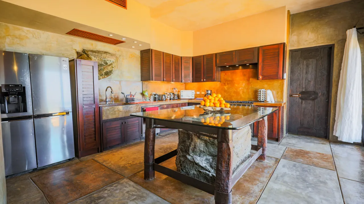 Casa Bella - Beach Access, Pool & Spa, Sleeps 14 13