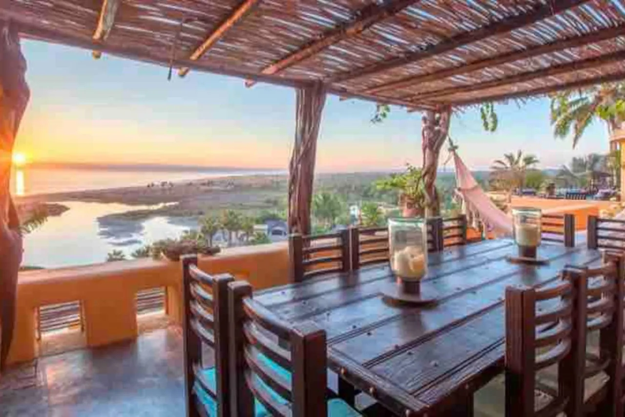 Casa Bella - Beach Access, Pool & Spa, Sleeps 14 — photo 4