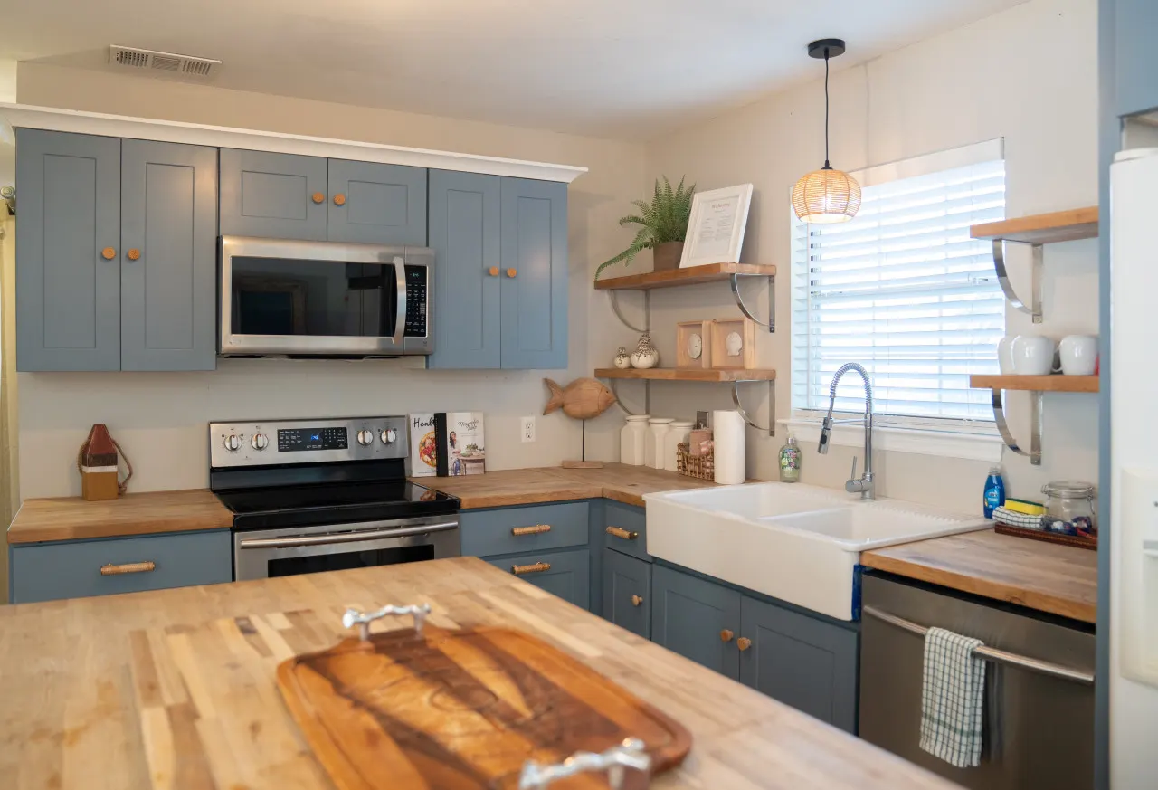Beach Haven Estate Tybee Entire Home — photo 2