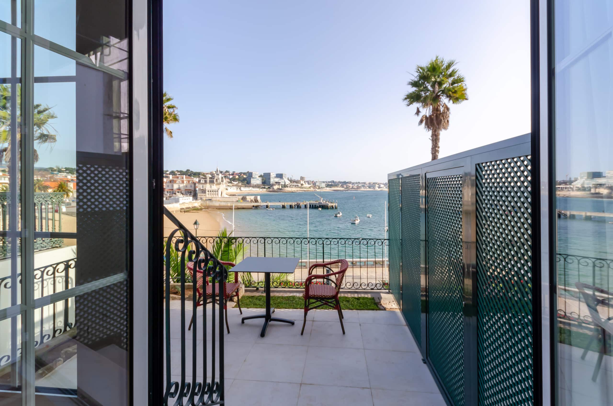 Westlight Cascais Chalet Quarto Deluxe Vista Mar 9