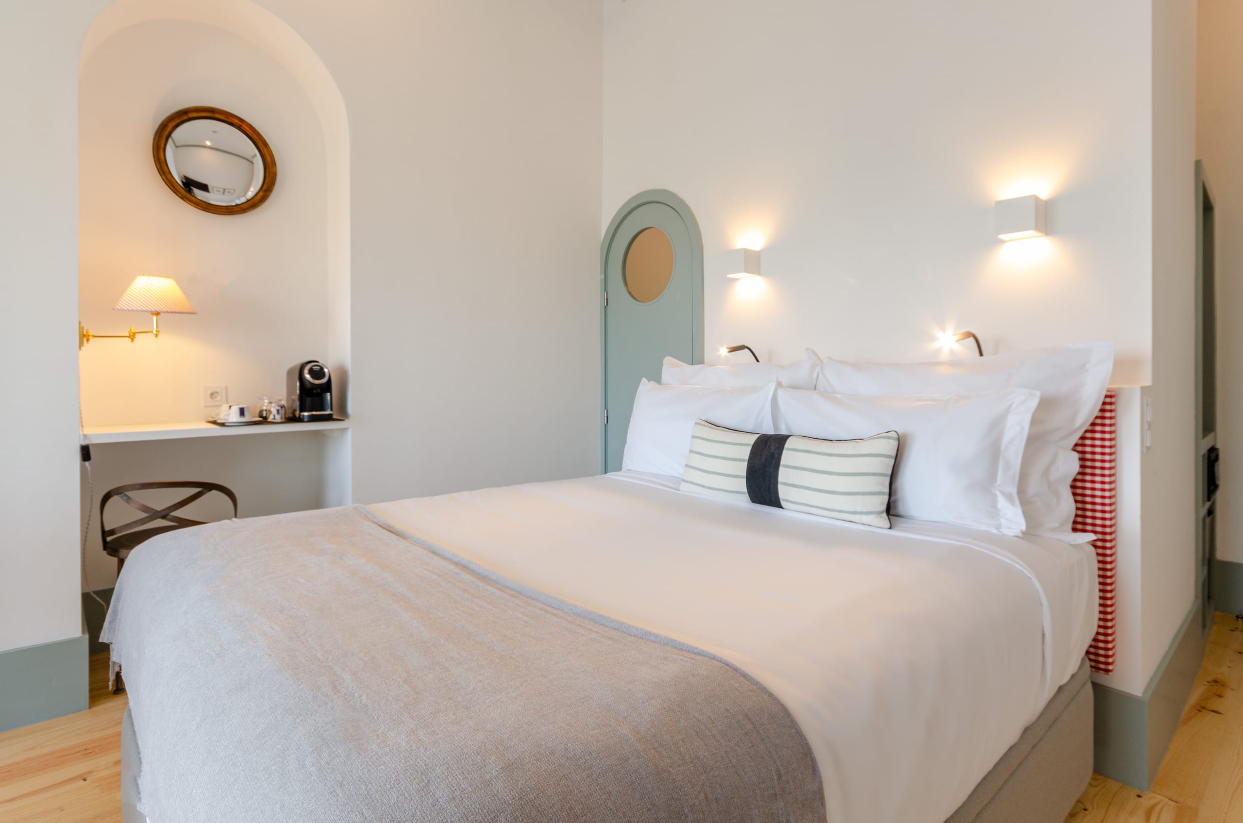 Westlight Cascais Chalet Quarto Deluxe Vista Mar 3