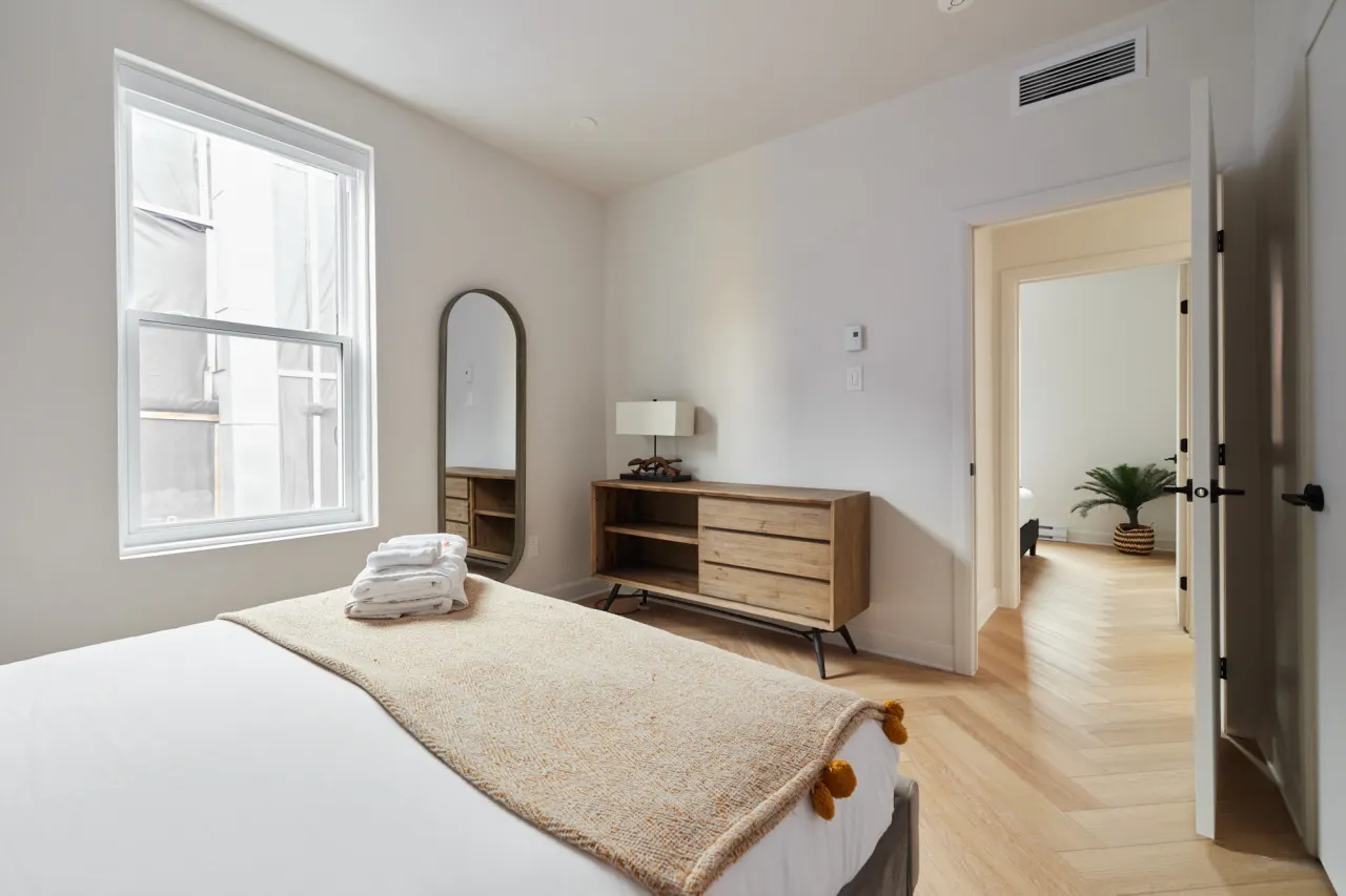 New and Cozy 3 bedroom in Le Plateau by Denstays - Unit 416 20
