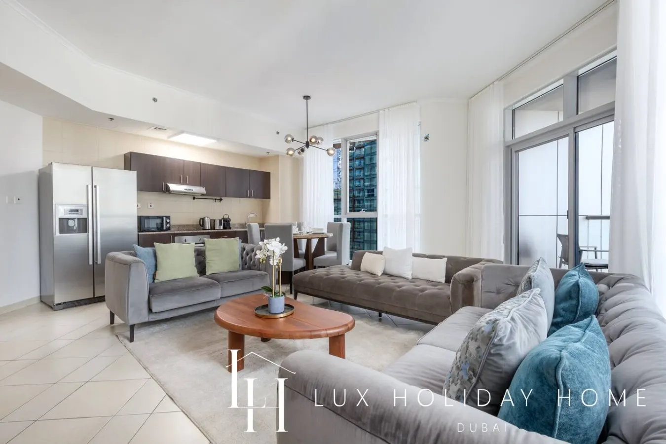 LUX The Dubai Marina View Suite 4 10