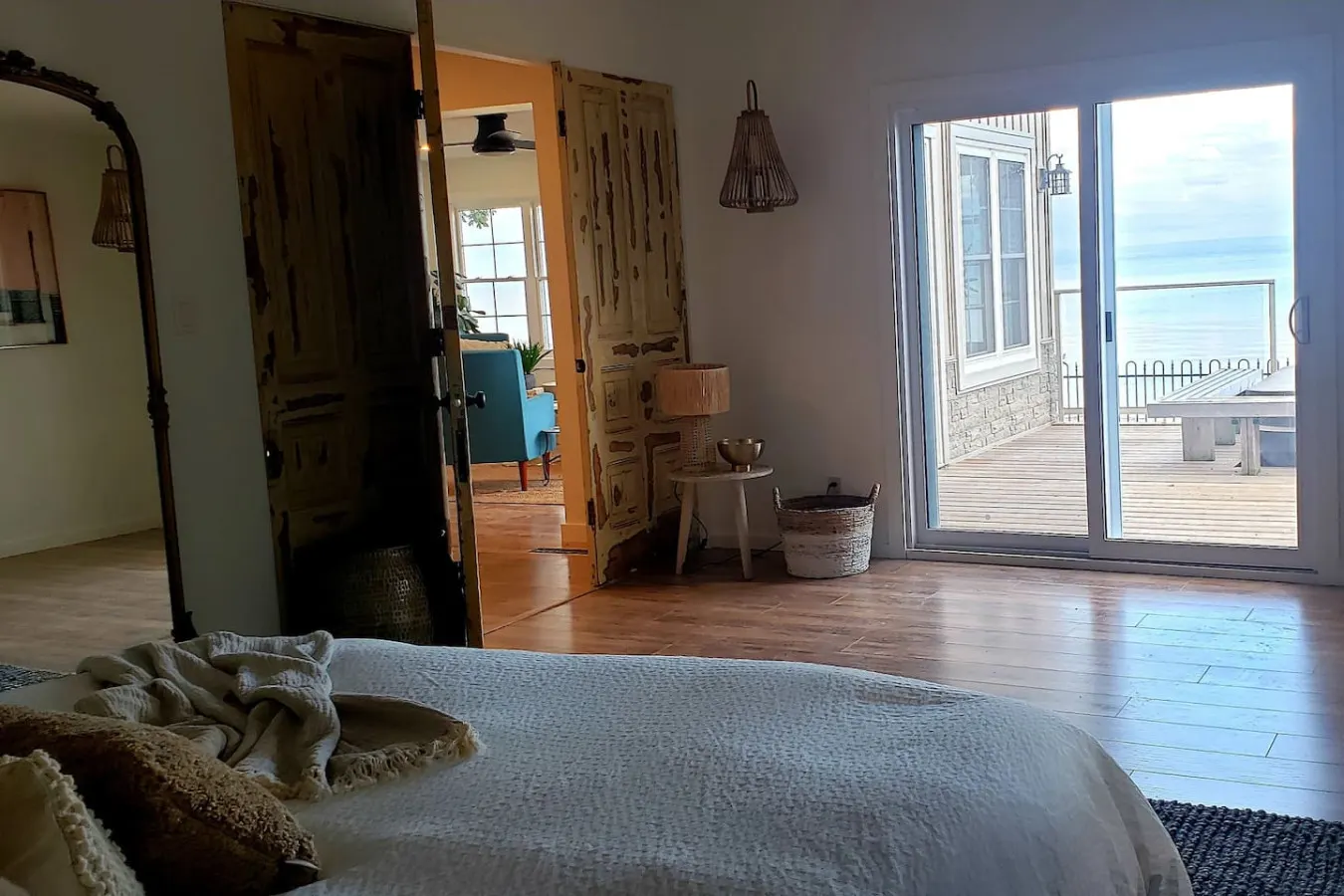 Crystal Beach Executive Waterfront Lakehouse 20