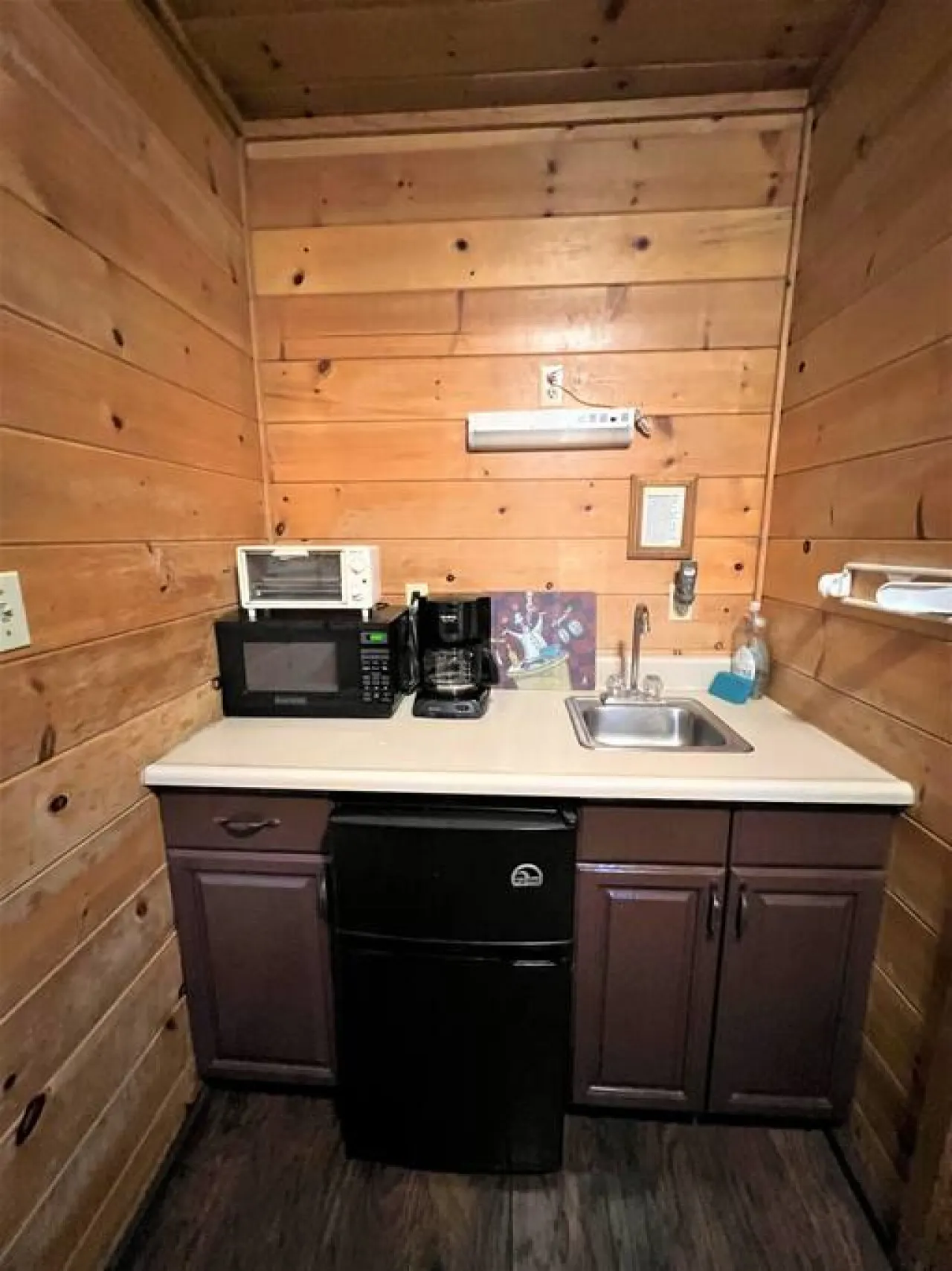 Serene 2 Bd Suite w/ Hot Tub - Bear Manor #11 5