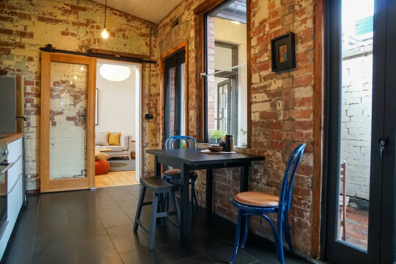 Charming Fitzroy Terrace Walk, Dine & Explore 14