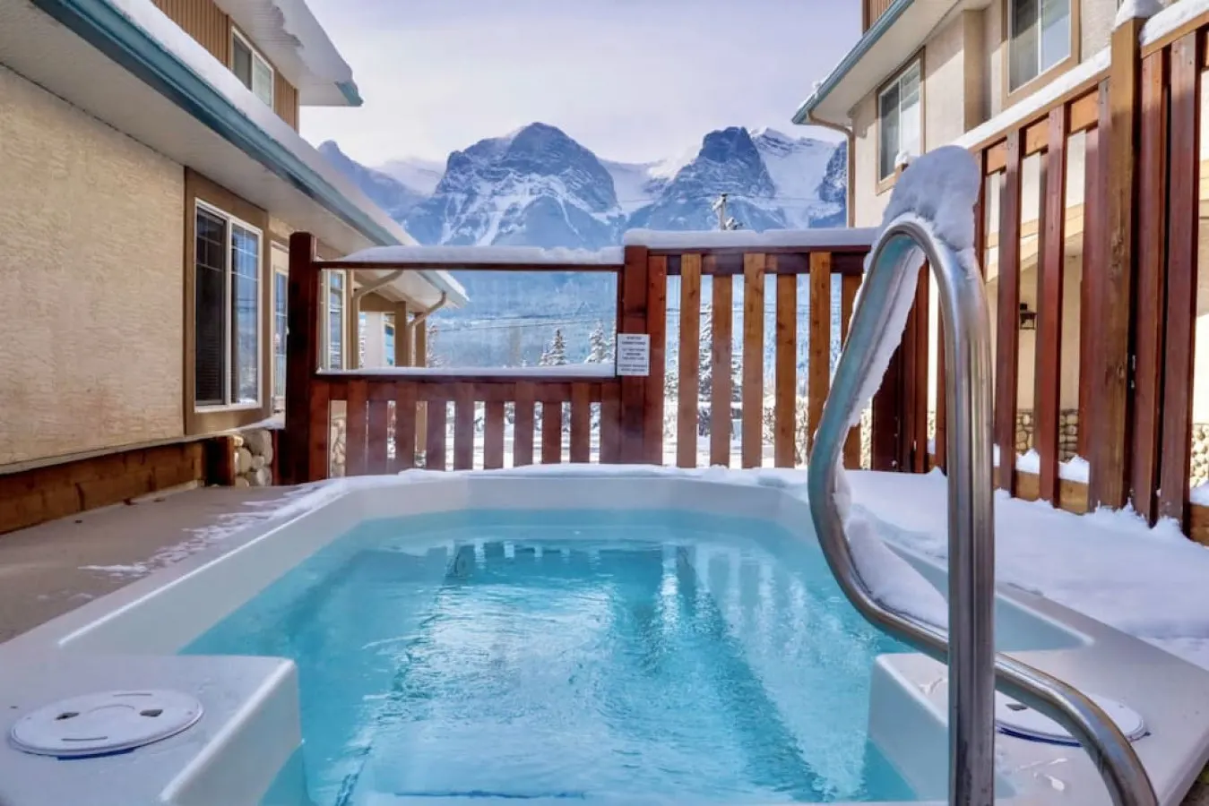 Mountain View Condo Near Banff & Canmore 2