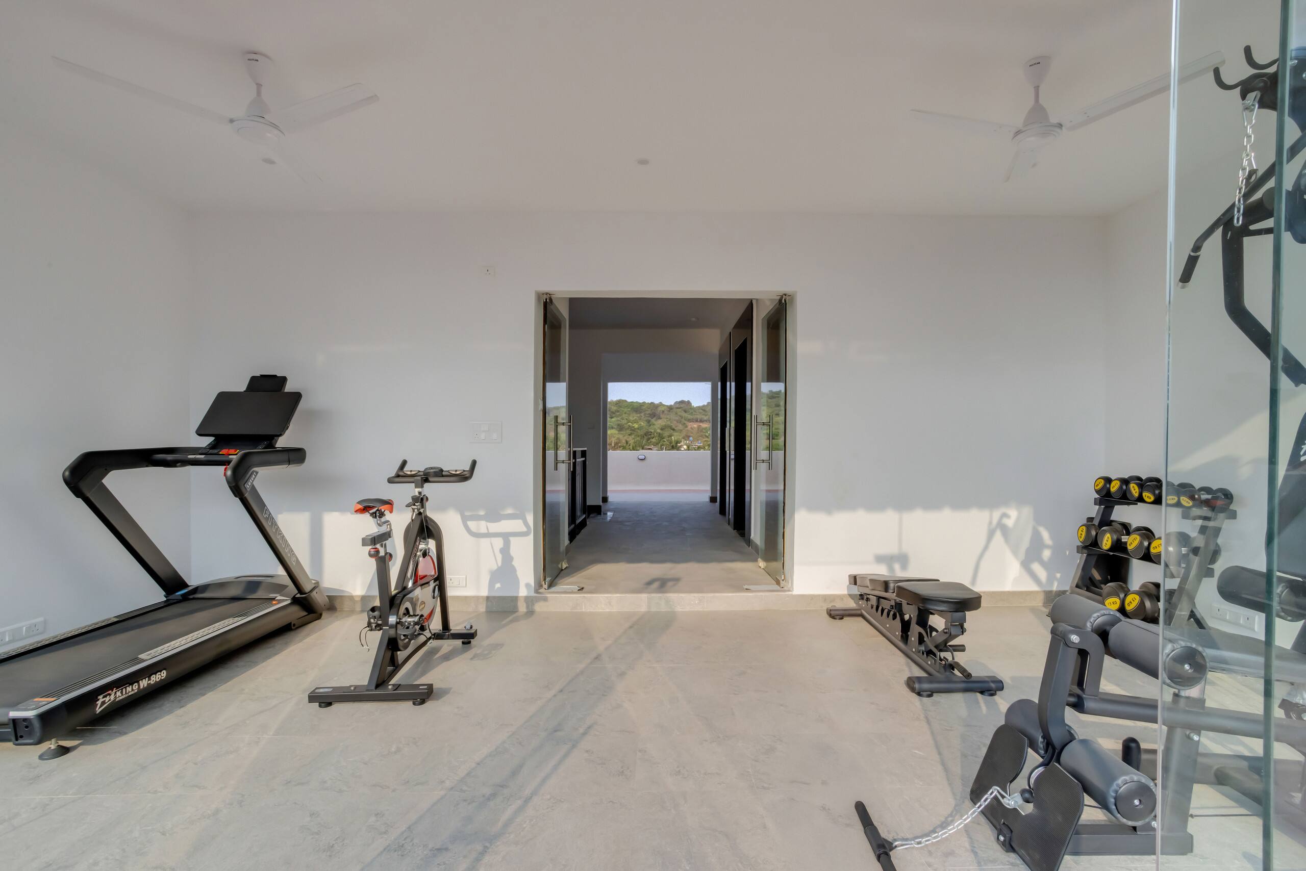 Cozy 2BR Candolim Escape | Pool, Gym & Hill Views 33