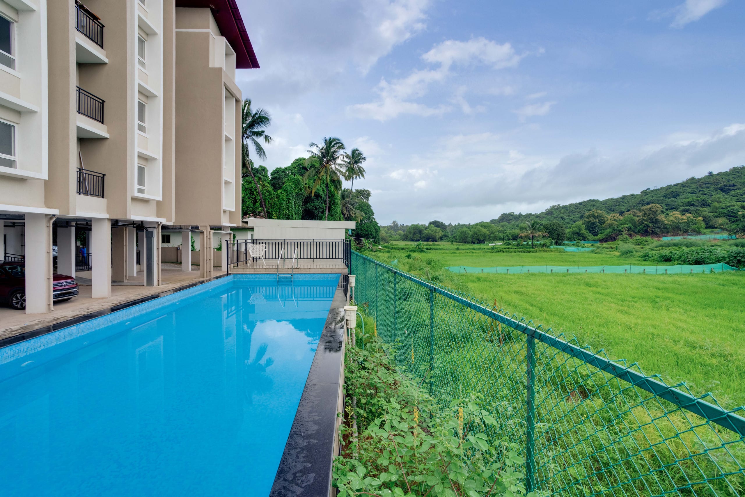 Cozy 2BR Candolim Escape | Pool, Gym & Hill Views 39