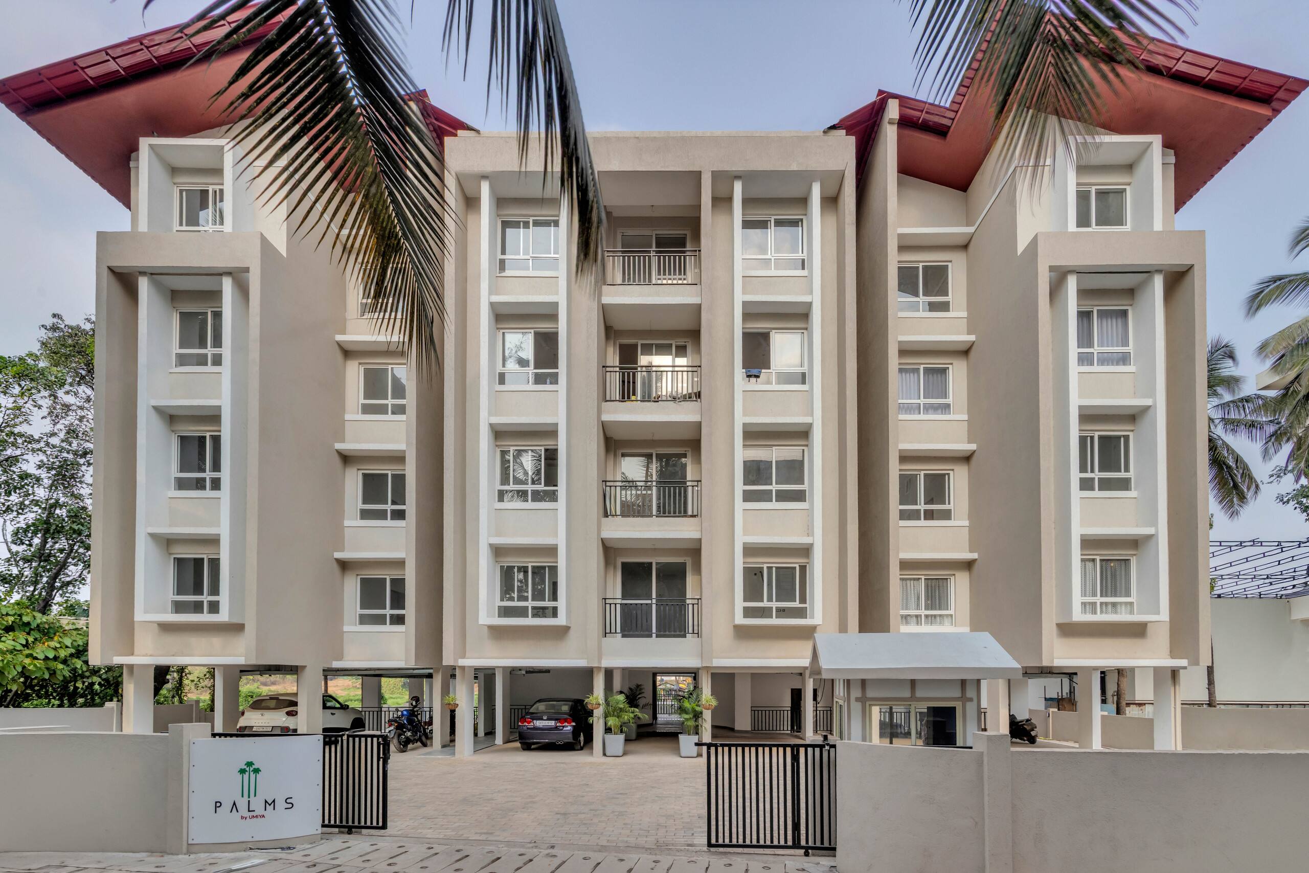 Cozy 2BR Candolim Escape | Pool, Gym & Hill Views 6