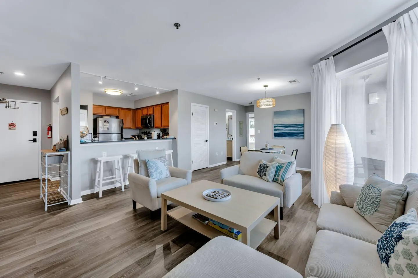 Virginia Beach 2BR Condo With Pool Access 13