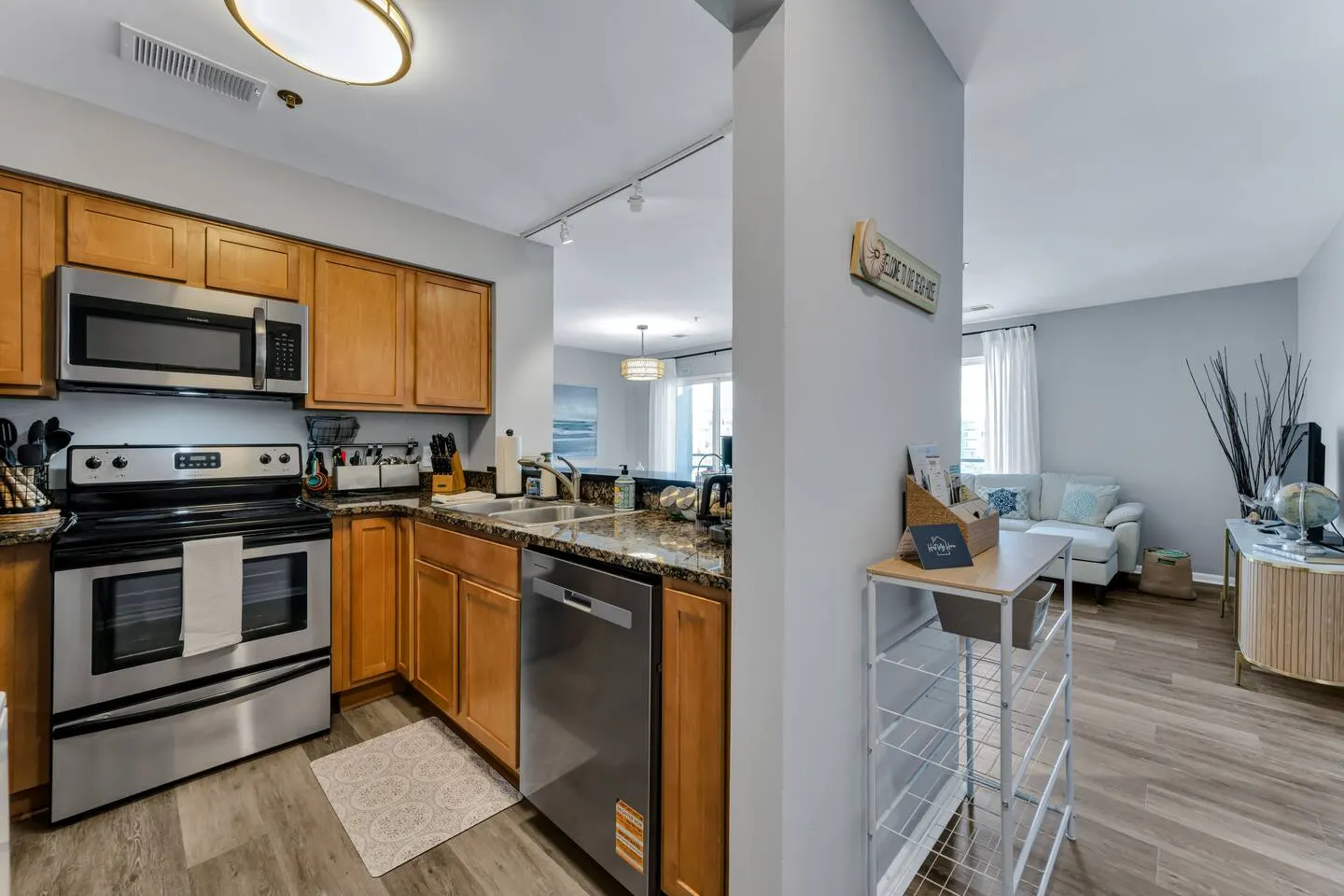Virginia Beach 2BR Condo With Pool Access — photo 3