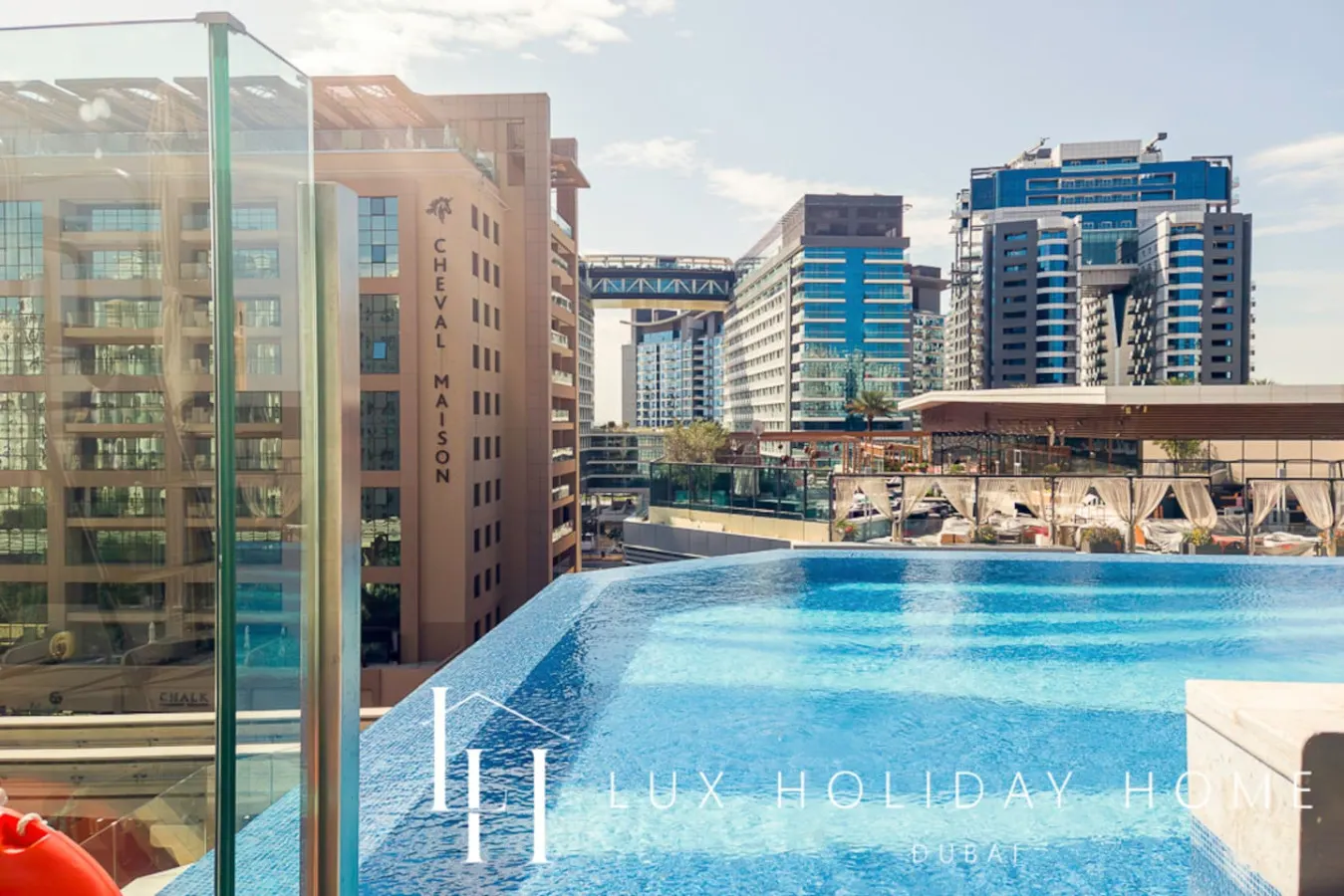 LUX Iconic Views at The Palm Tower Suite 7 20