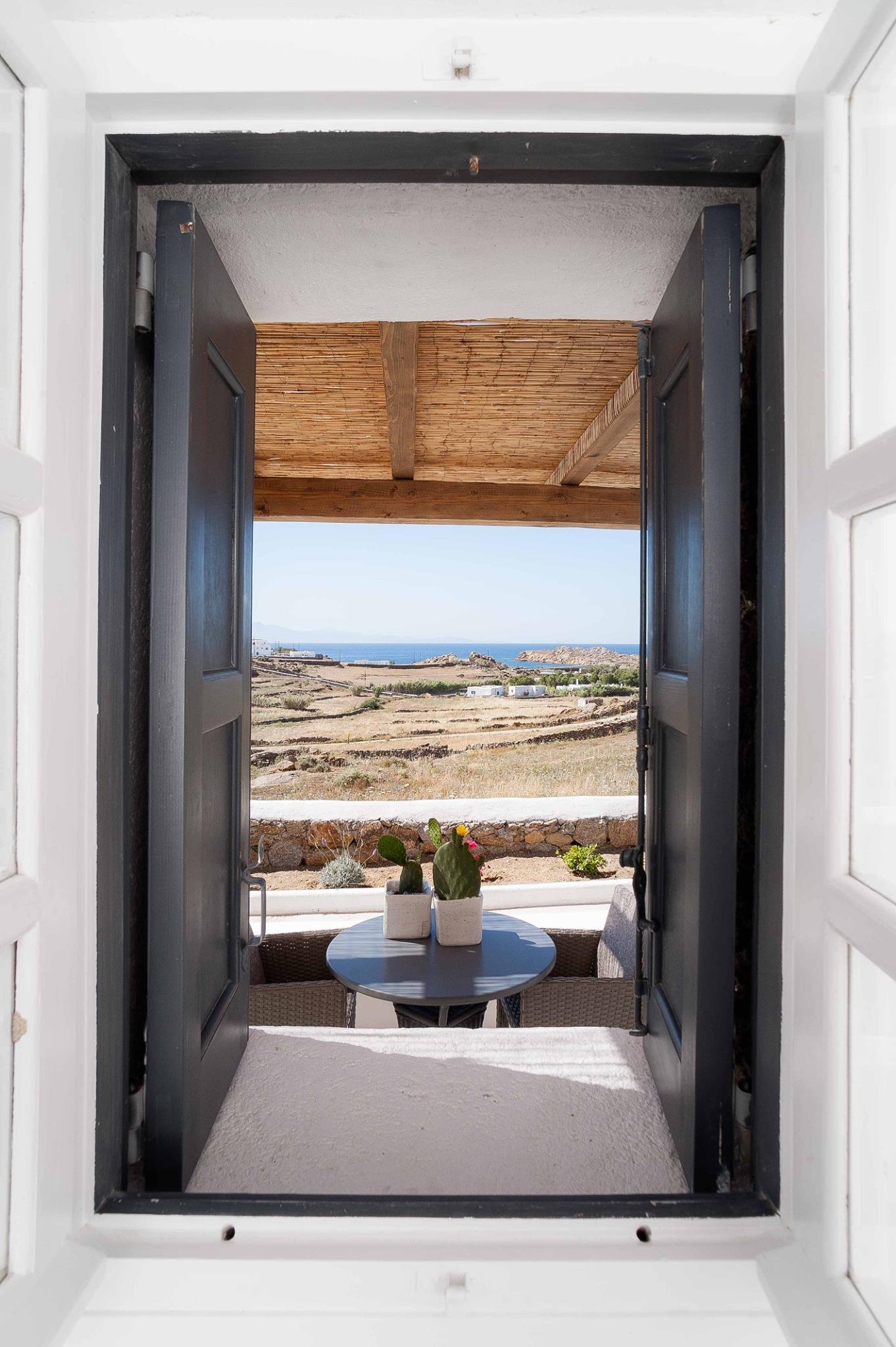 Almyra Home 7