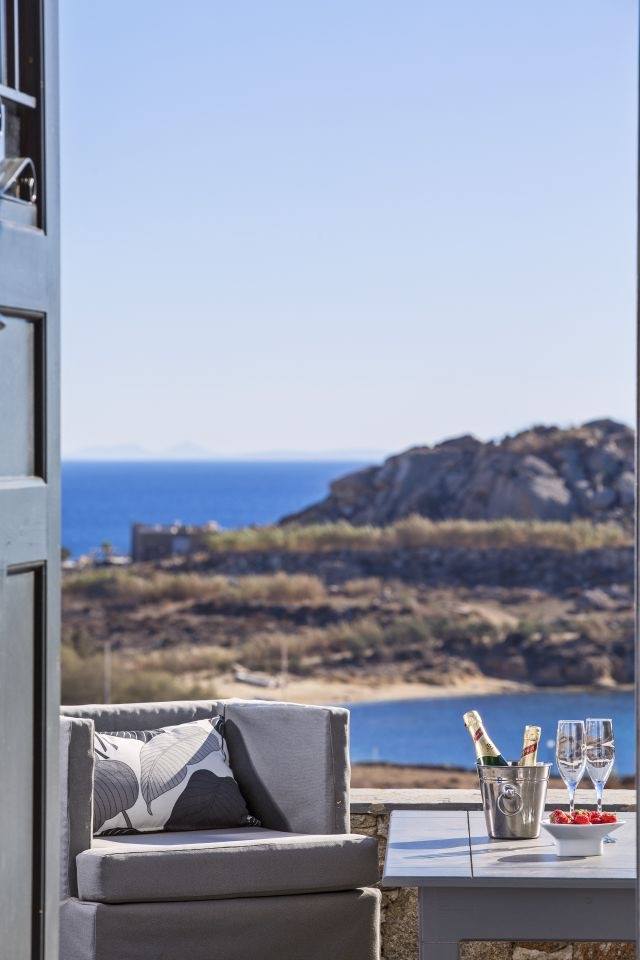 Almyra Home 9