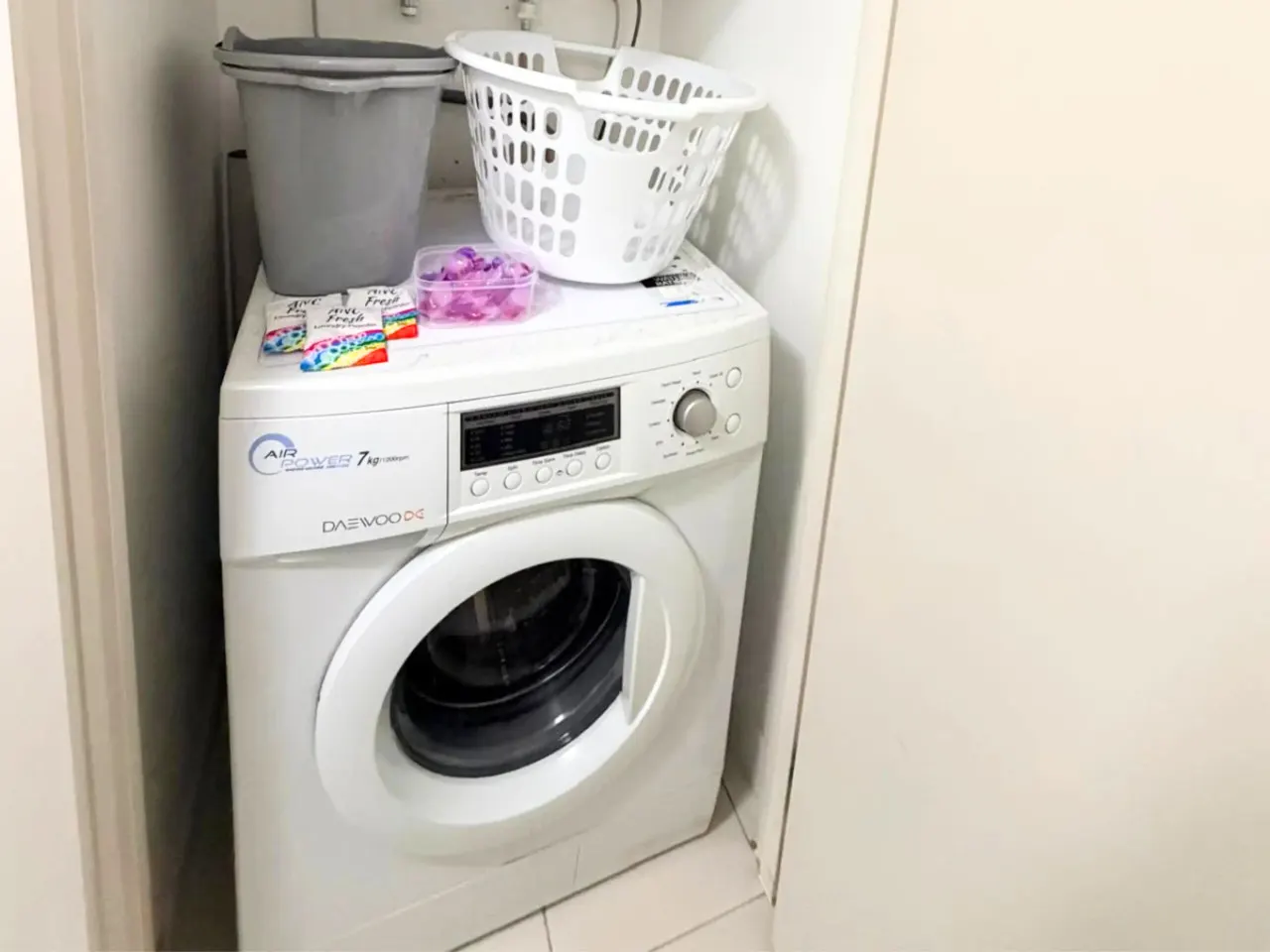 Esplanade Escape Apartment - 1Bed1Bath - HE1 12