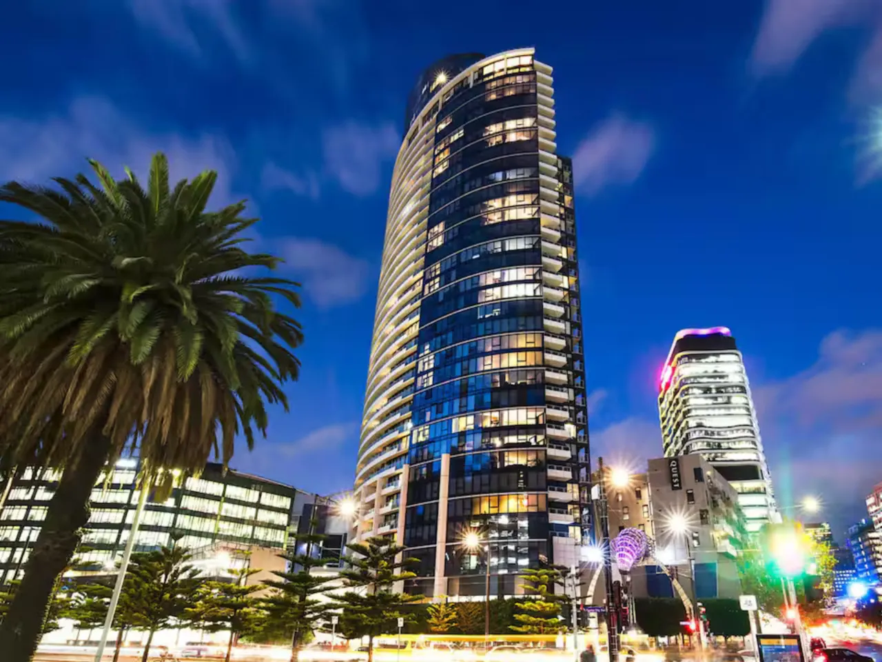 Esplanade Escape Apartment - 1Bed1Bath - HE1 20