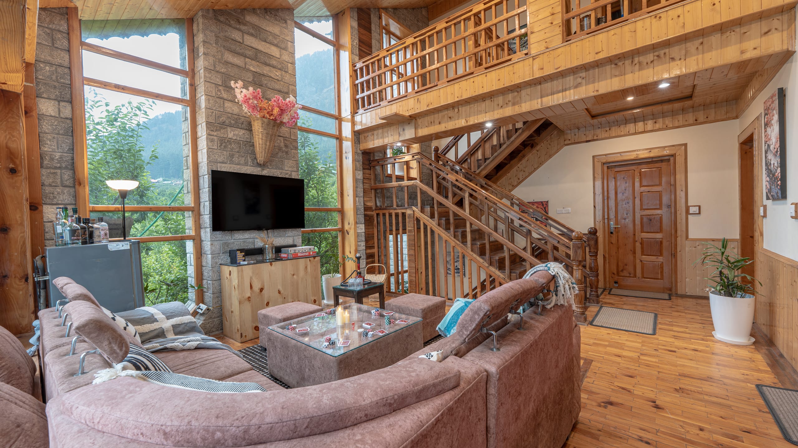 Kaizen Rare, Luxury 6BR Villa with Outdoor Jacuzzi 4