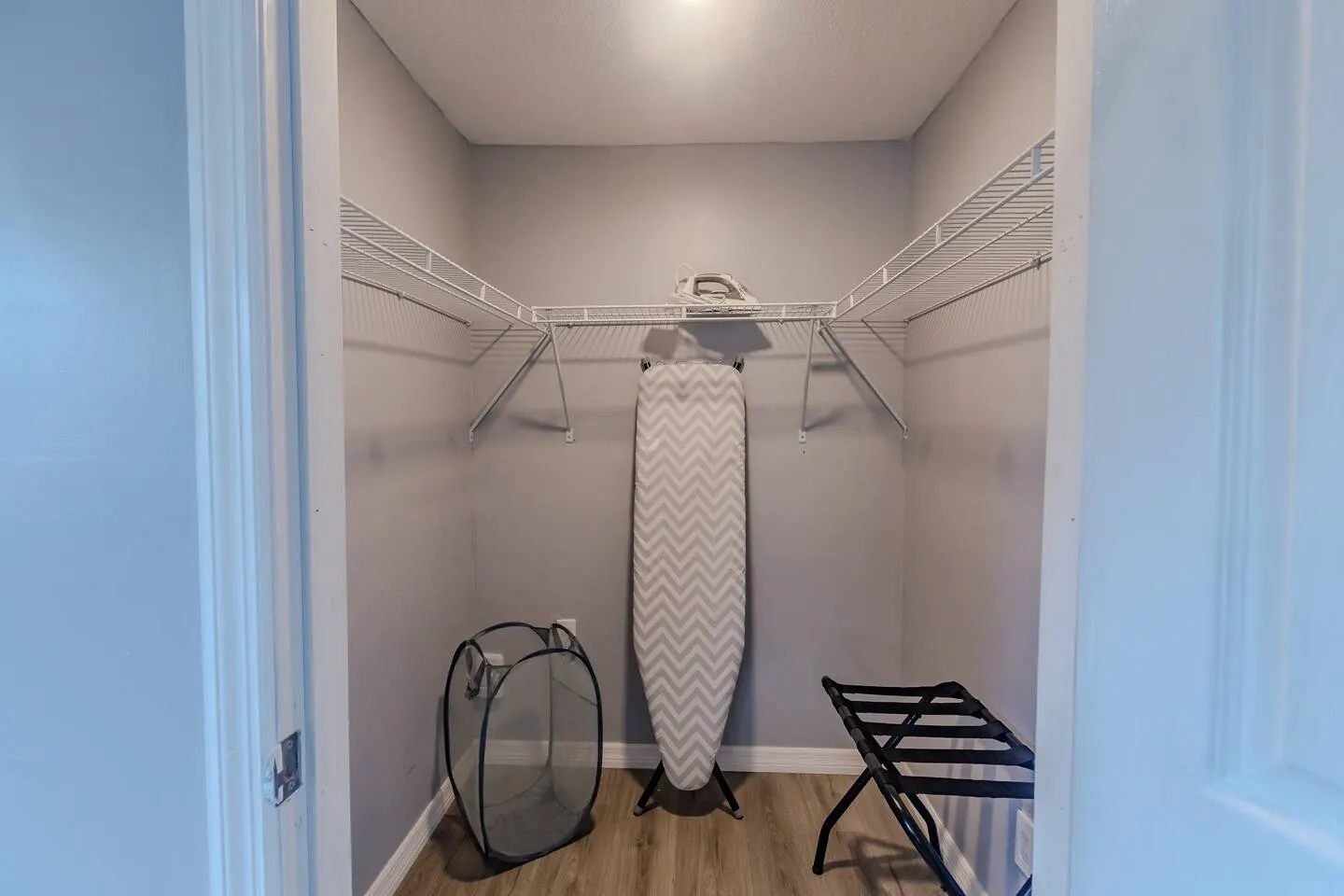 Spacious Backyard & Pool Retreat - 5 Mins to Beach 12